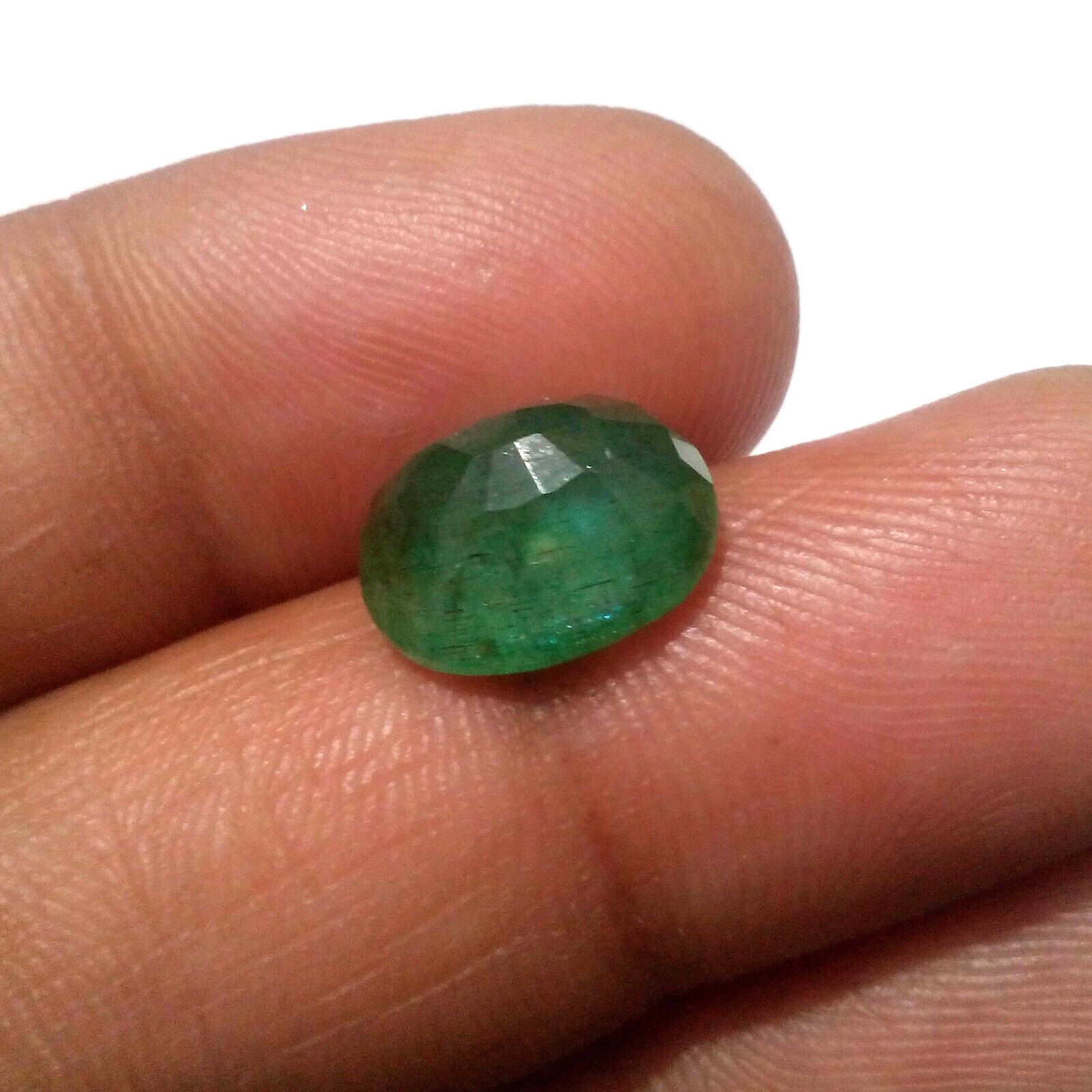 100% Natural Zambian Emerald Oval Shape 5.85 Crt Green Faceted Loose Gemstone
