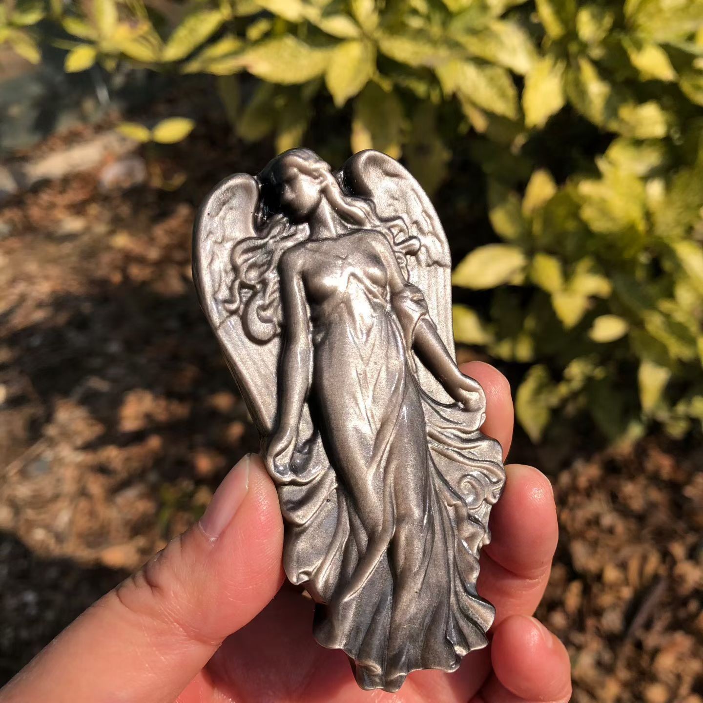 1pc Natural Silver Obsidian Quartz Hand Carved Angel Skull Crystal Reiki Decor