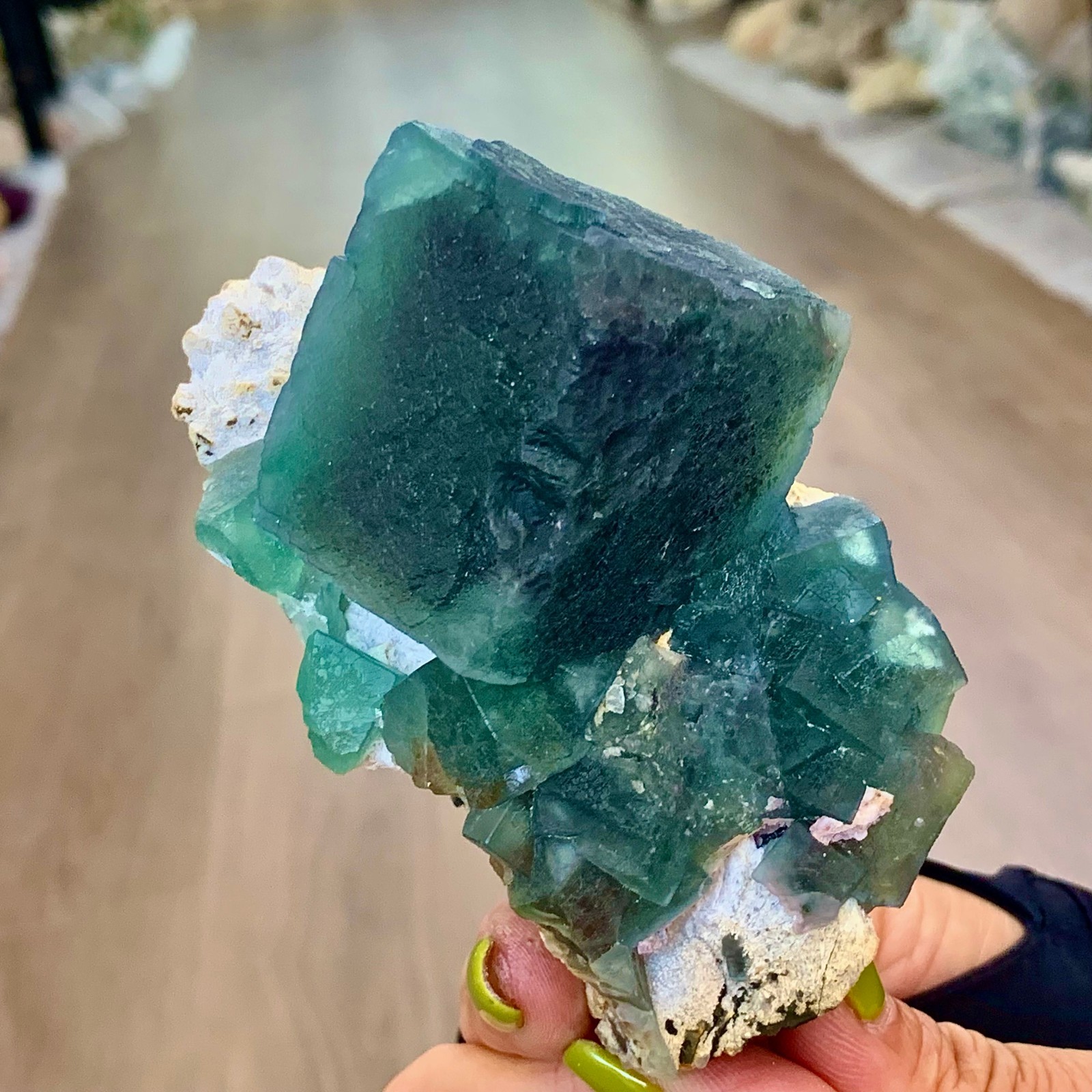 388G Rare transparent Blue green fluorite mineral crystal sample/China