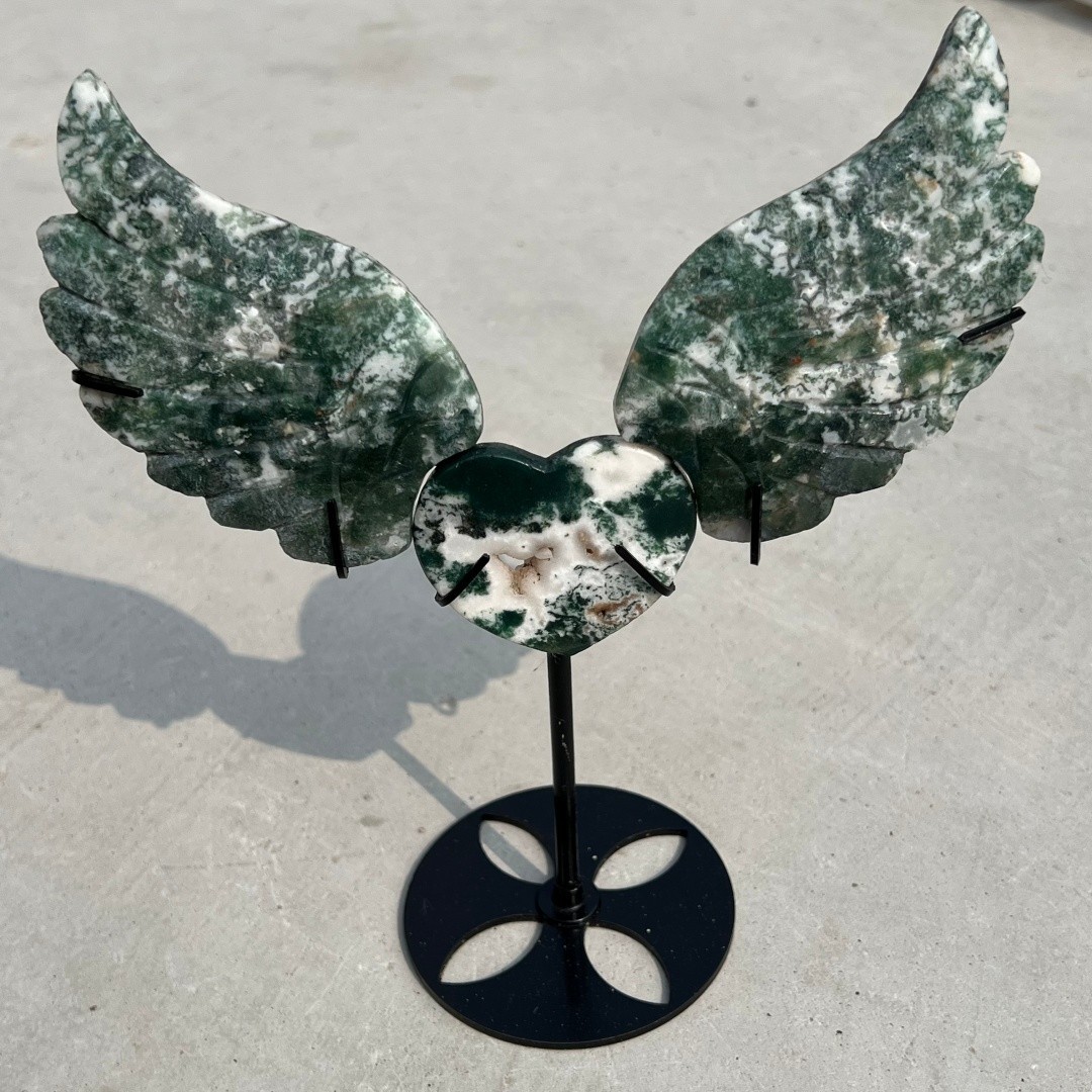 Natural Aquatic agate Angel of Love wings skull quartz crystal Gem Random+ Stand