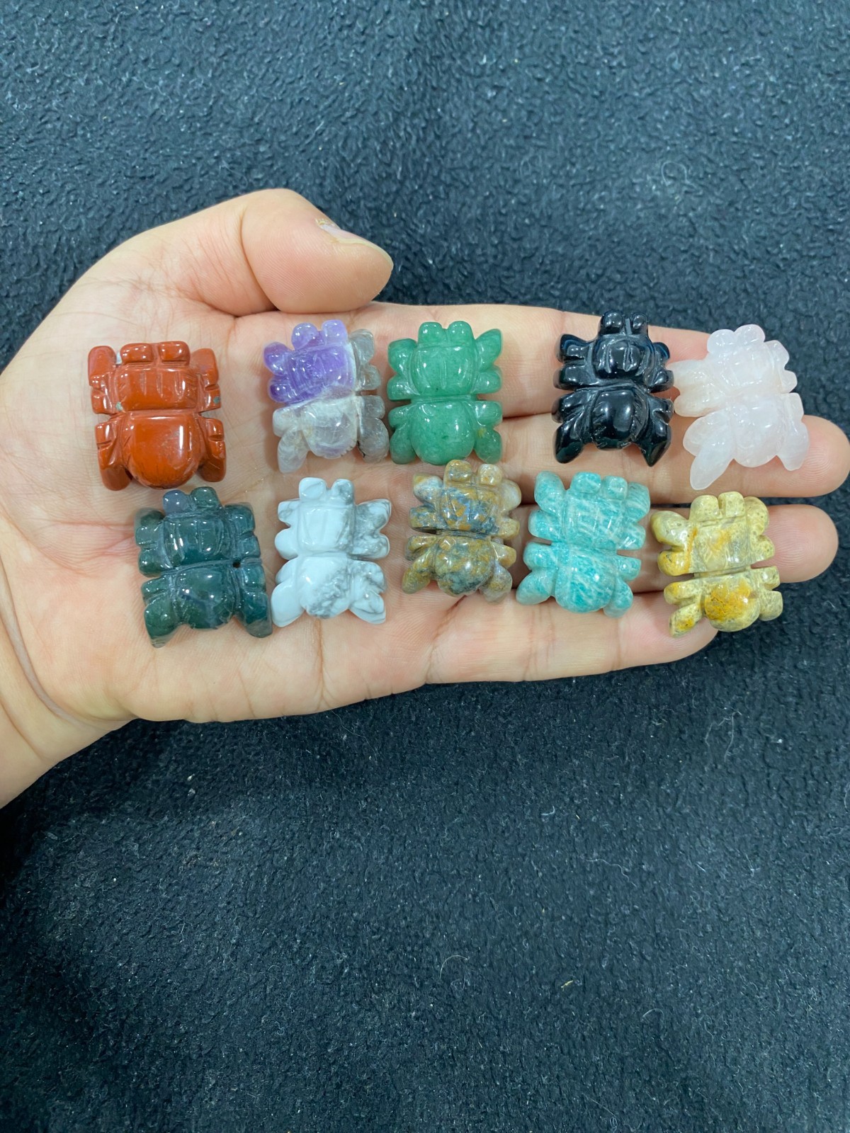 5pcs Wholesale Natural Mixed Quartz Crystal Carved Spider skull reiki healing