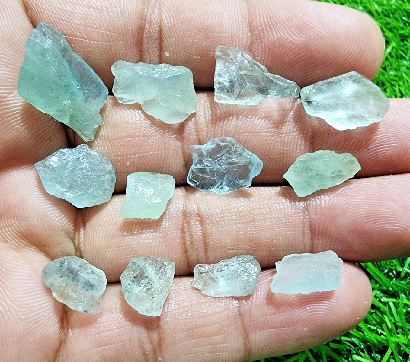 12Pcs AAA+ Blue Aquamarine Gemstone Rough Lot 10-14mm Aquamarine Raw Stone Bulk
