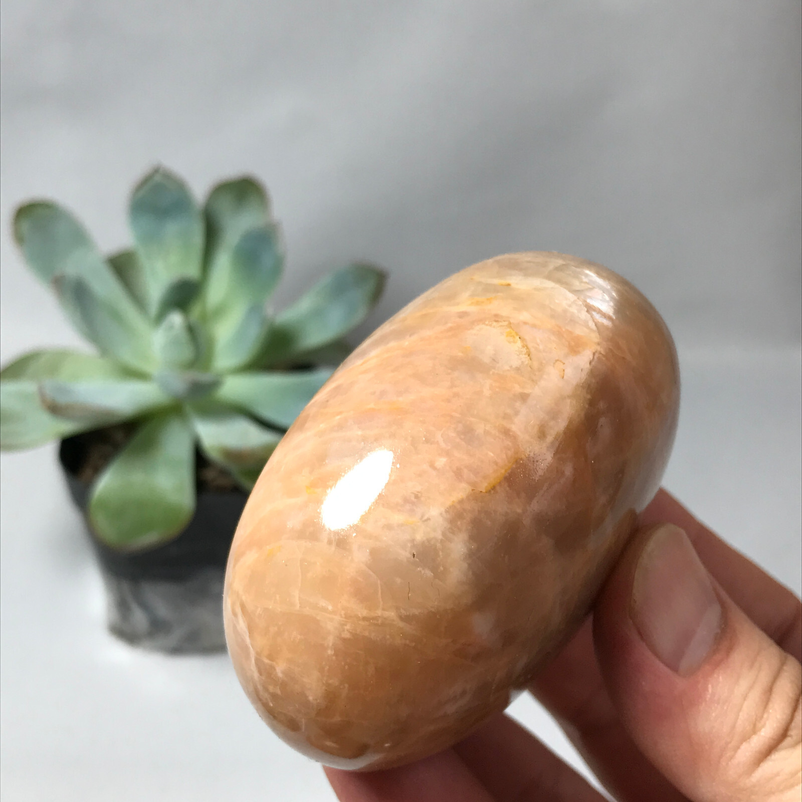 73mm Natural orange moonstone polish/rough Crystal specimens tumbled 265g g6645