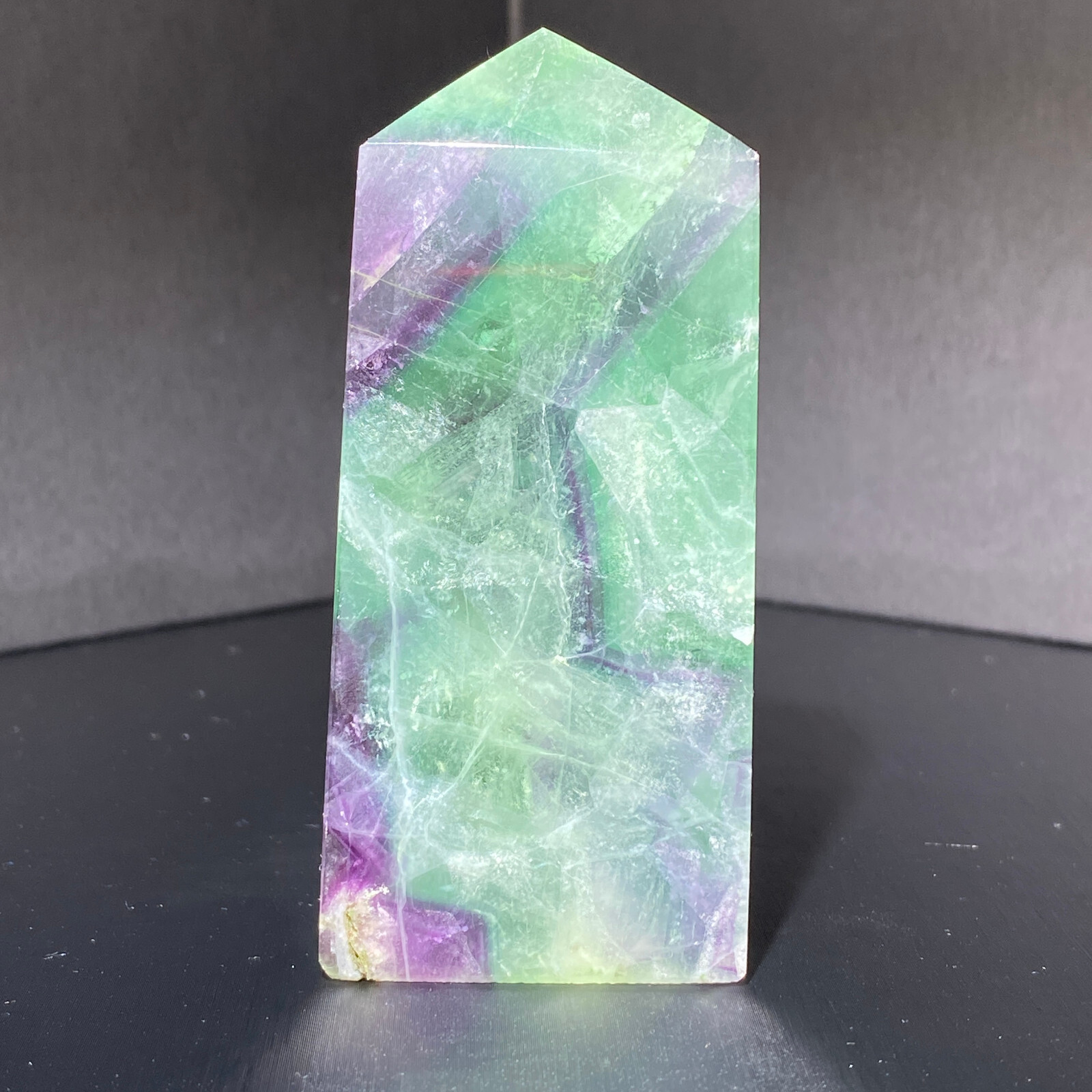 157G Natural color fluorite obelisk quartz crystal energy column Reiki healing