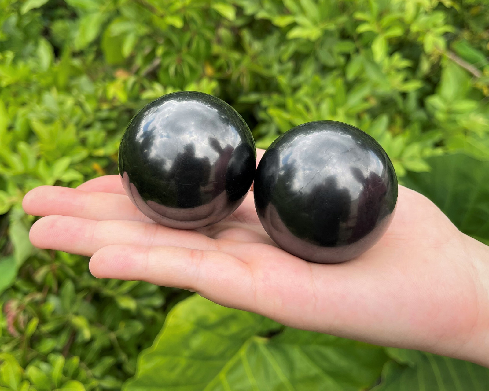 LARGE Shungite Crystal Sphere Medium 50 mm Sphere + Stand (2″ Shungite Sphere)