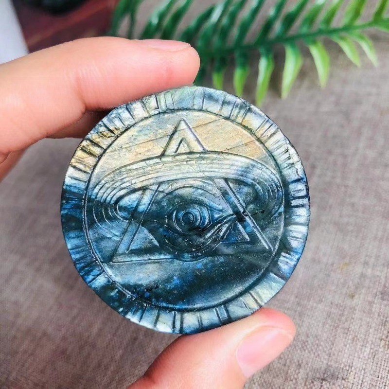 Hand Carved Labradorite All-Seeing Eye Carving Crystal Healing Ornament*1pcs