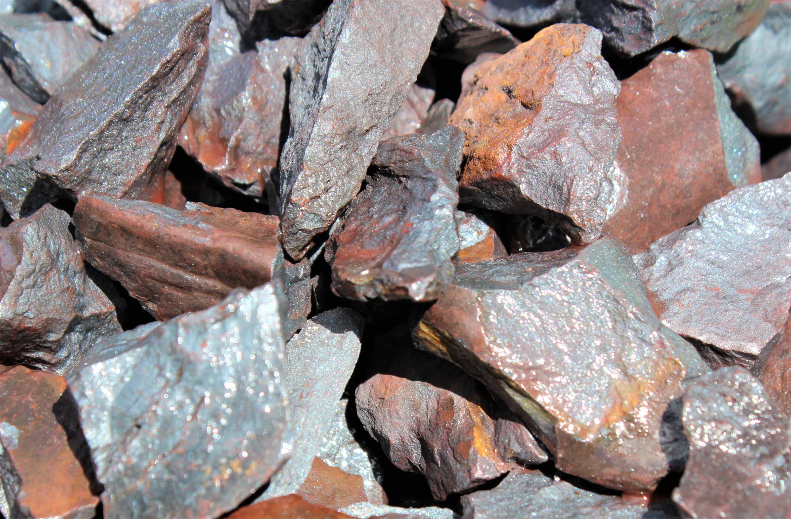 Bulk 1/2 lb Lot of Natural Rough Hematite (Raw Rocks Cabbing Crystals, 8 oz)