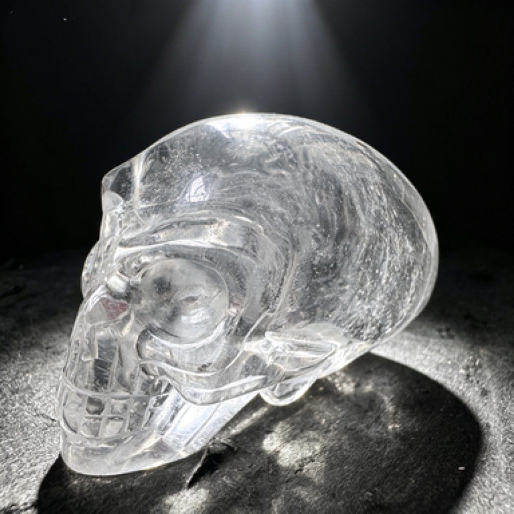 Hand Carved Natural Clear Quartz Alien Skull Figurine Polished Crystal Desk Deco