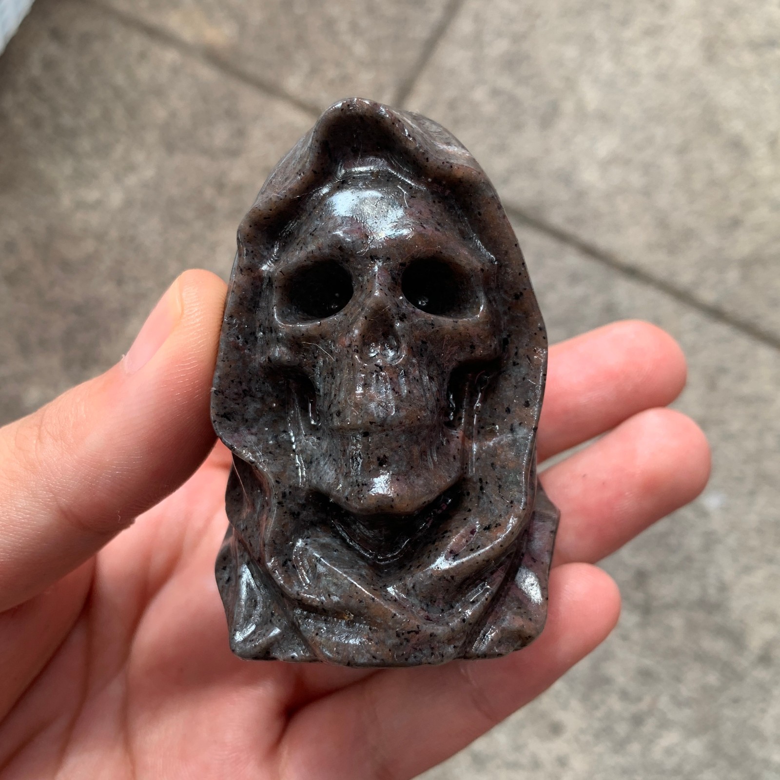 1pc Natural Yooperlite Quartz Carved Skull Crystal Healing Reiki Decor