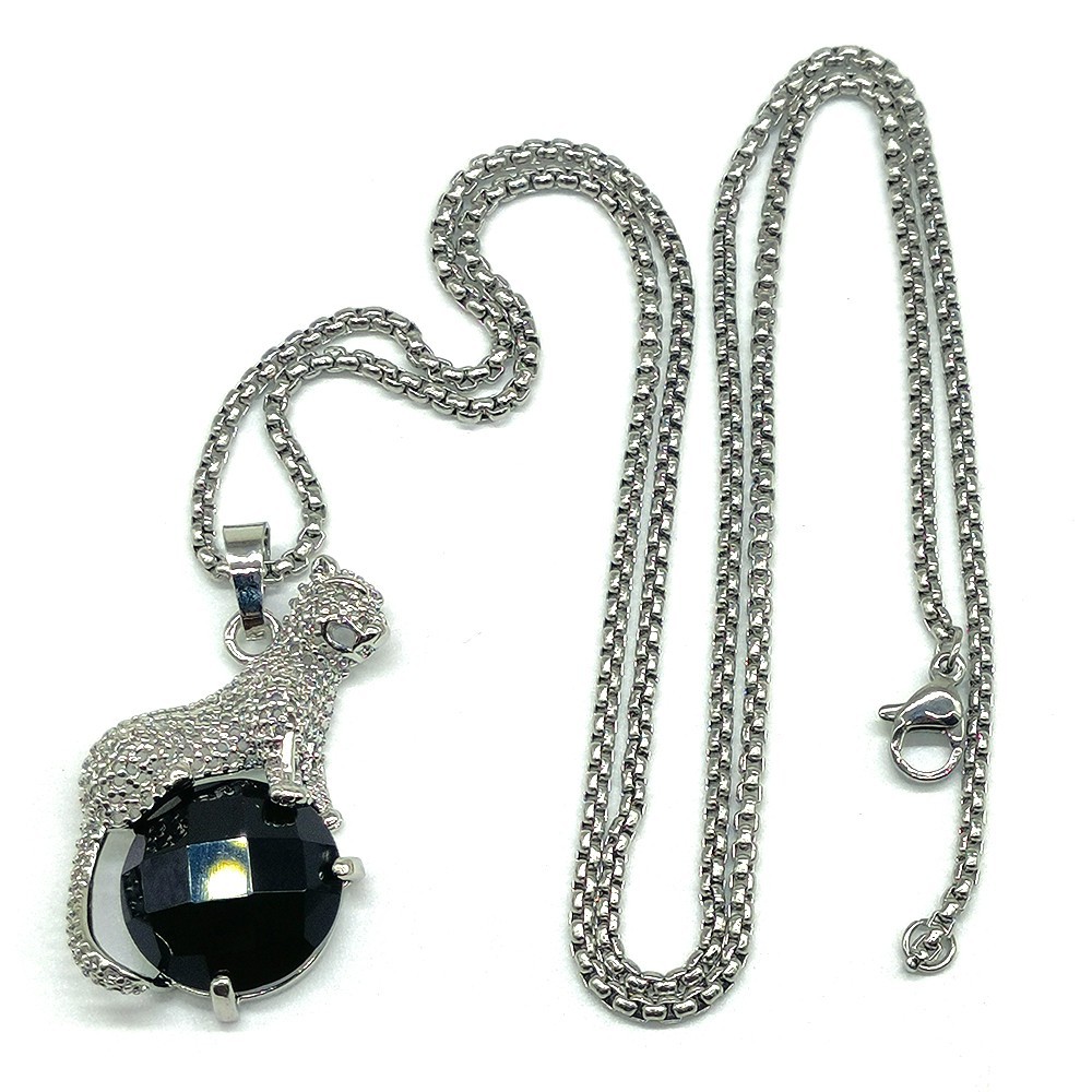 Leopard Shape Animal Stone Pendant Necklace for Men Women Natural Jewelry Gift