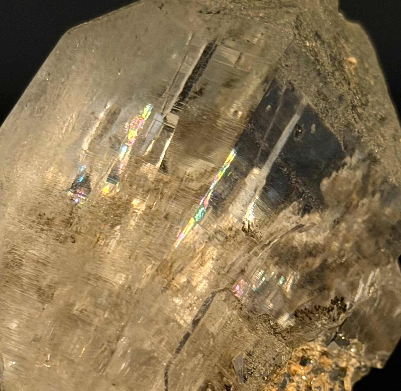 Himalayan Quartz Crystal with Chlorite Inclusions – Unpolished – Rainbow