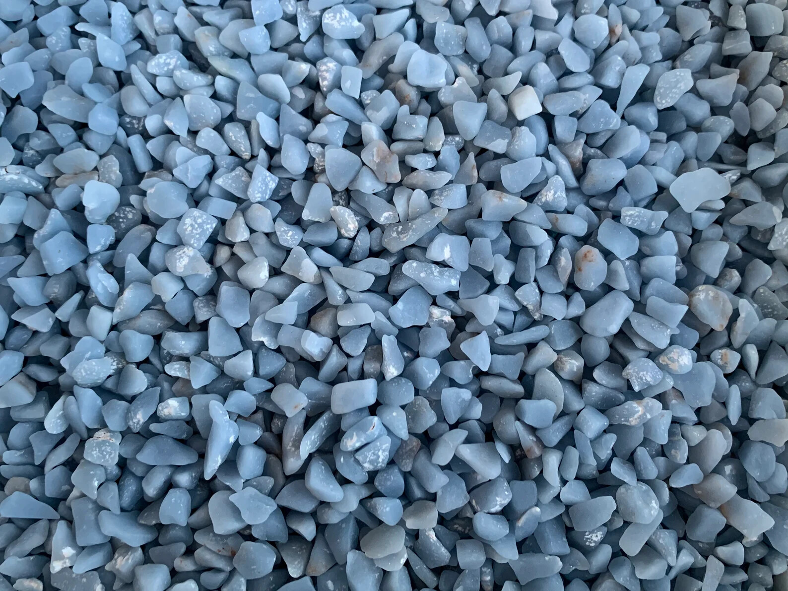 Grade A++ Angelite Semi Rough Mini Chips 4 – 8 mm, Wholesale Bulk Lot