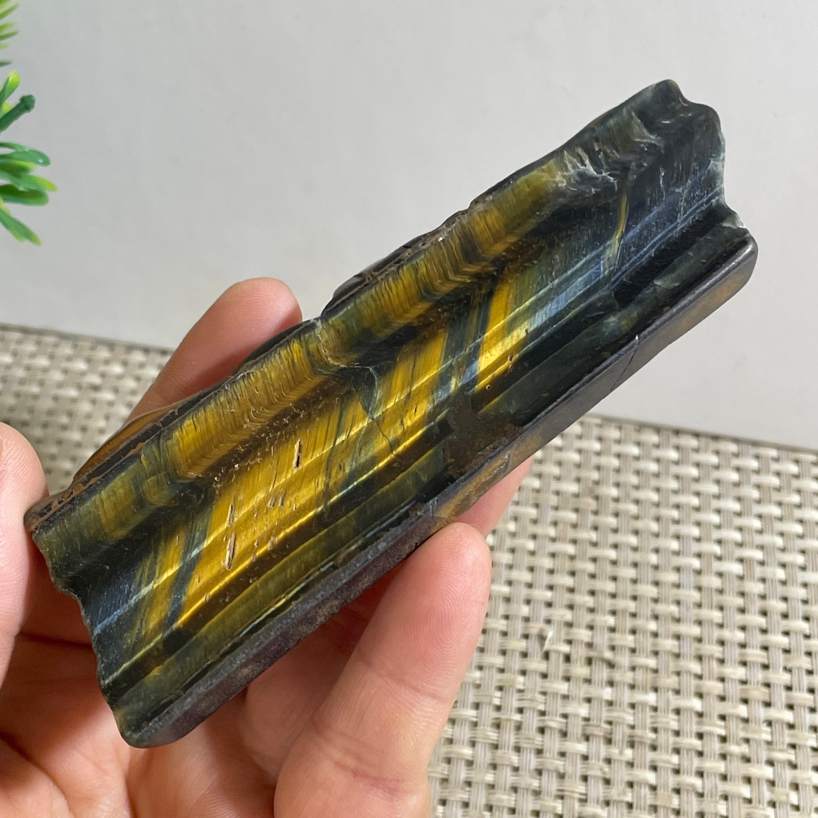 88g tiger’s-eye Rough Raw Stone Rock Specimen Reiki healing