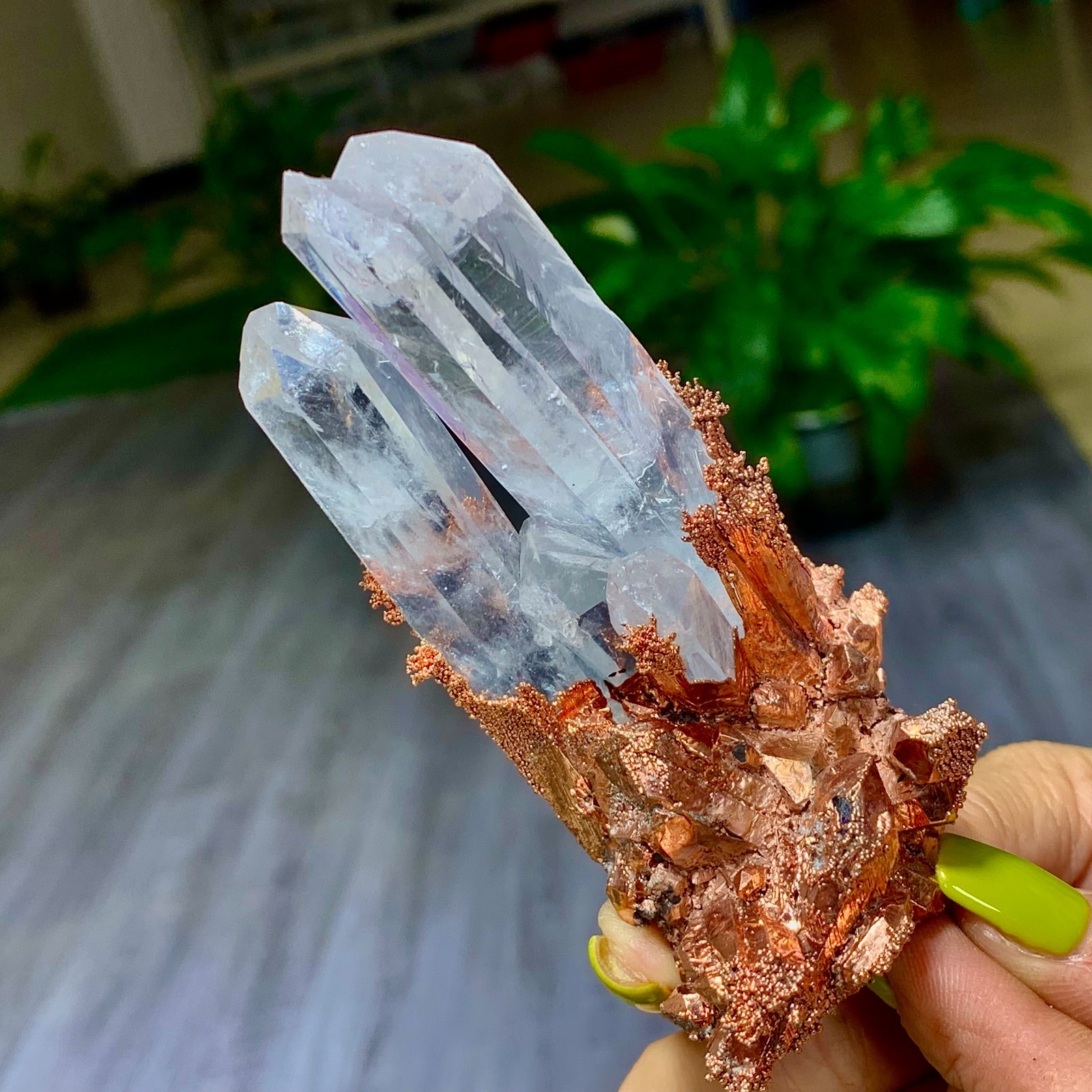 146G Rare iridescent Native Copper with white quartz crystal mineral-symbiosis