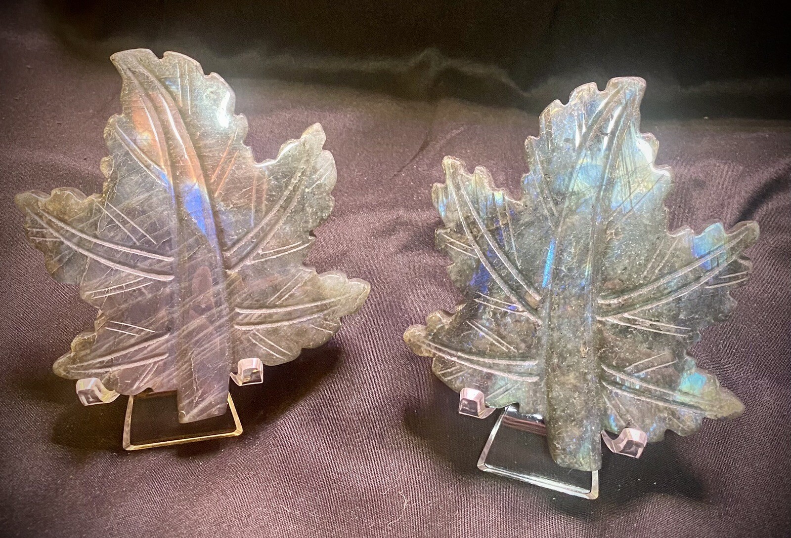 Flashy Labradorite Leaf Carving Set
