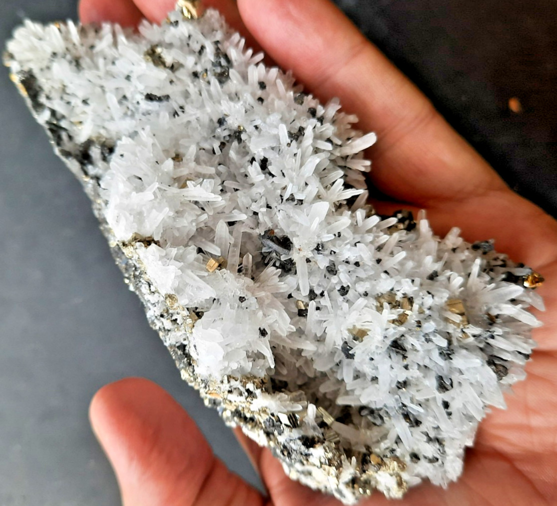 Long Quartz Crystal Cluster with Sphalerite and Pyrite Crystals Peru 372gr