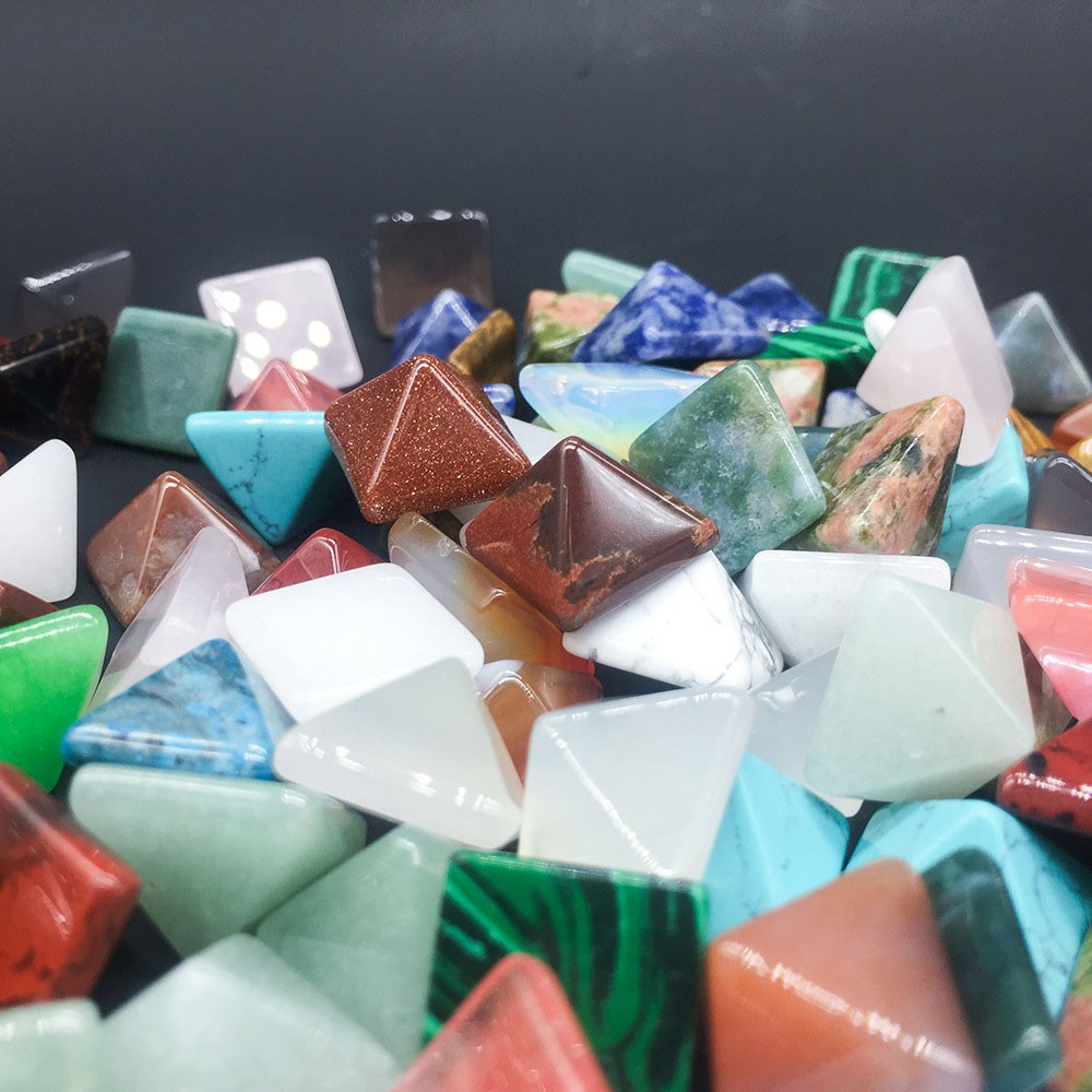 14 Pack Natural Pyramid Stone Crystal Healing Chakra Gems Mineral Rocks Gift