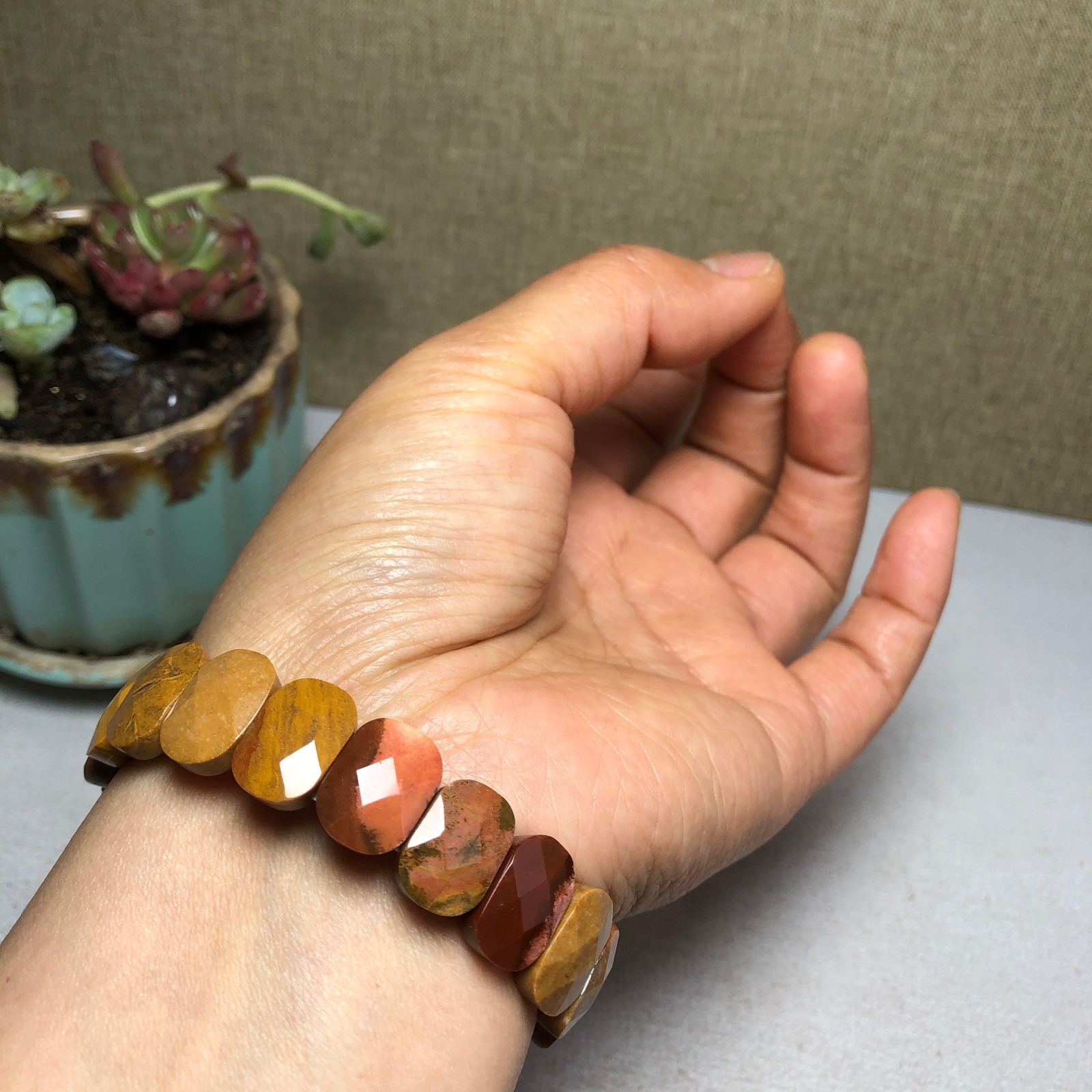 Natural egg yolk stone Crystal Quartz chain aspect beads bracelet 30g A3184