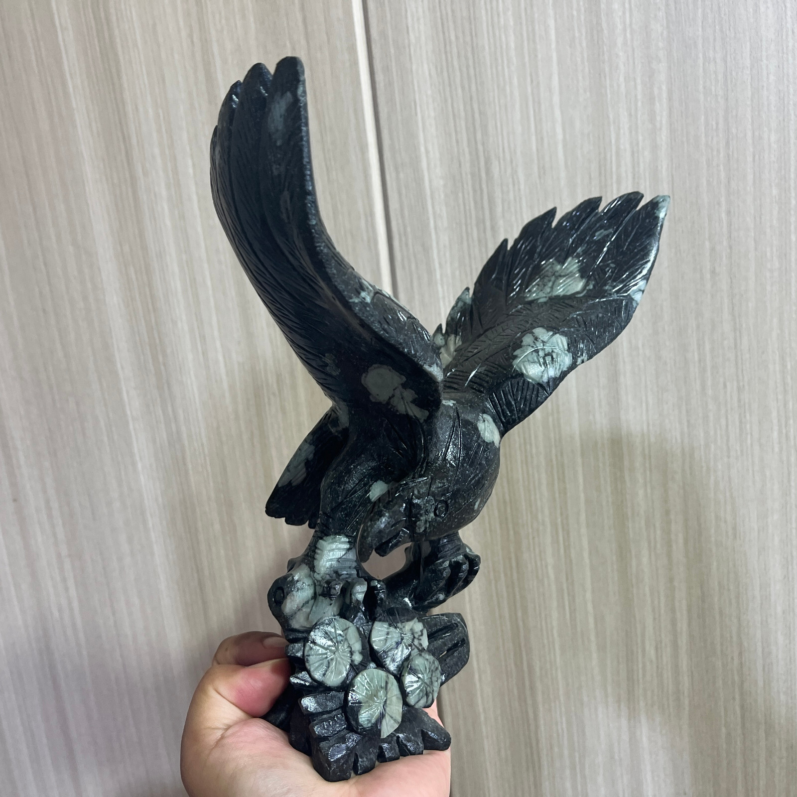 2.75LB Natural Black peony stone Quartz Hand Carved eagle Skull Reiki Gem Decor