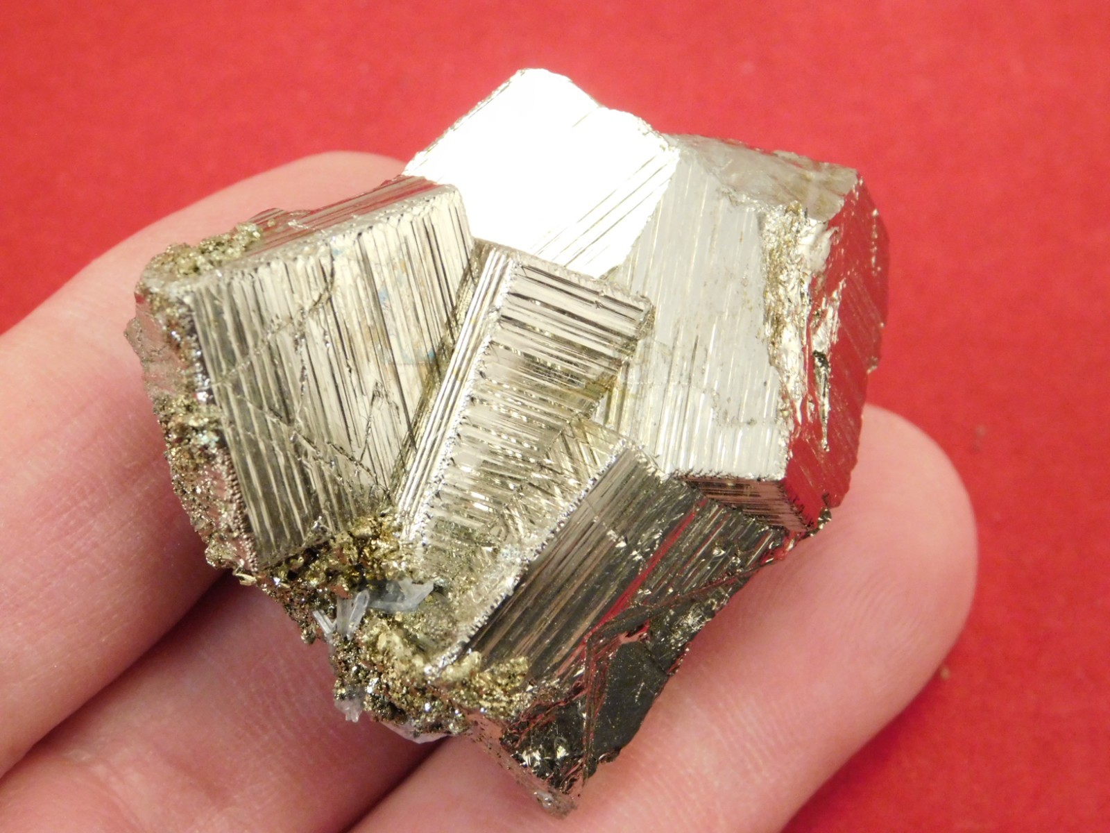 PYRITE Crystal CUBE Cluster 100% Natural Huanzala Mine Peru 93.2gr
