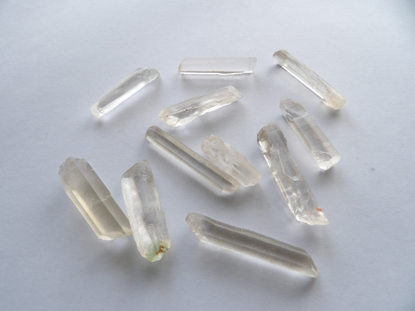 Himalayan Quartz Crystal Shards 50g pack 10-20 Unpolished Points and Chips
