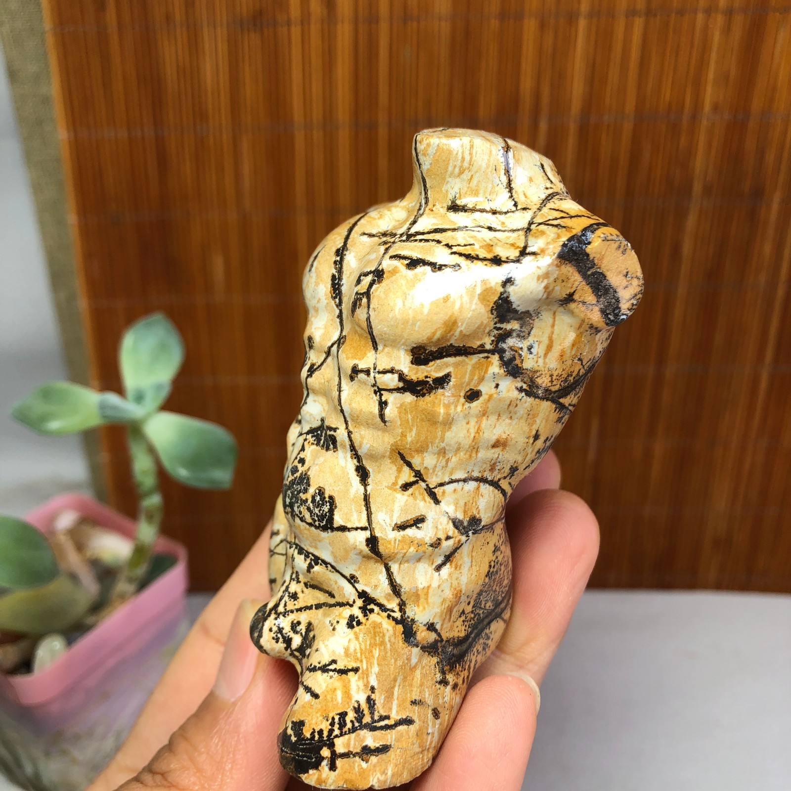 Rare Natural Traditional Chinese Painting Hand Carving male Model 166g g8407
