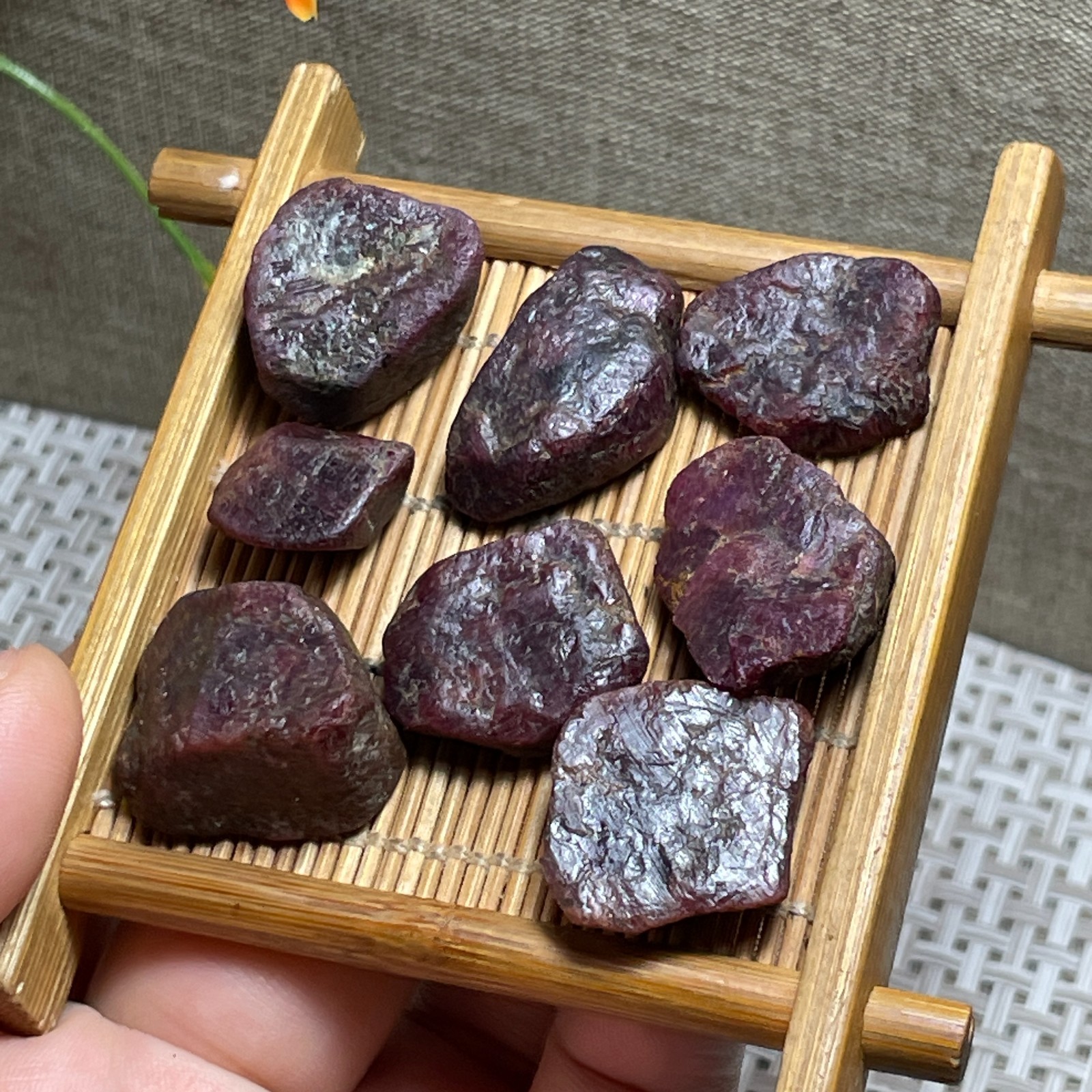 1kg Ruby Corundum stone – Red Sapphire Unprocessed Random shipping