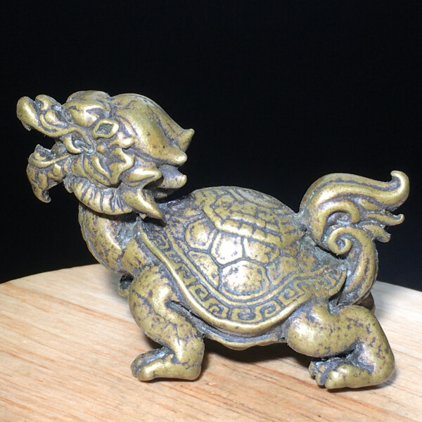 103g Ancient Chinese Handcrafted.Brass Exquisite. Dragon turtle sculpture.gift
