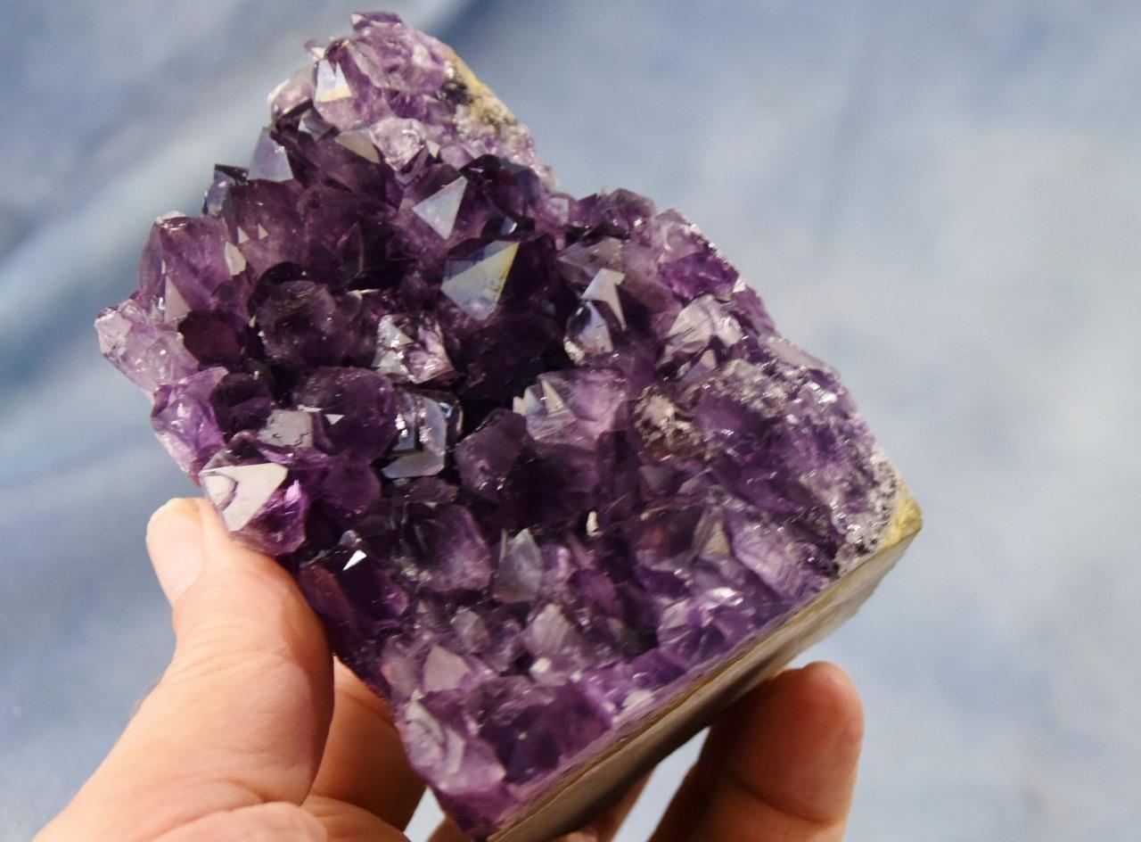 Super Purple Amethyst Geode Cathedral URUGUAY Flat Free Standing 114mm 4.5″ 228c