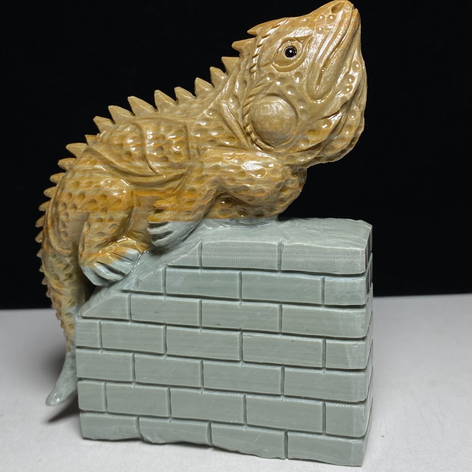 Natural Crystal Quartz Mineral Specimen Songhua Stone Handcarved Lizard Gift