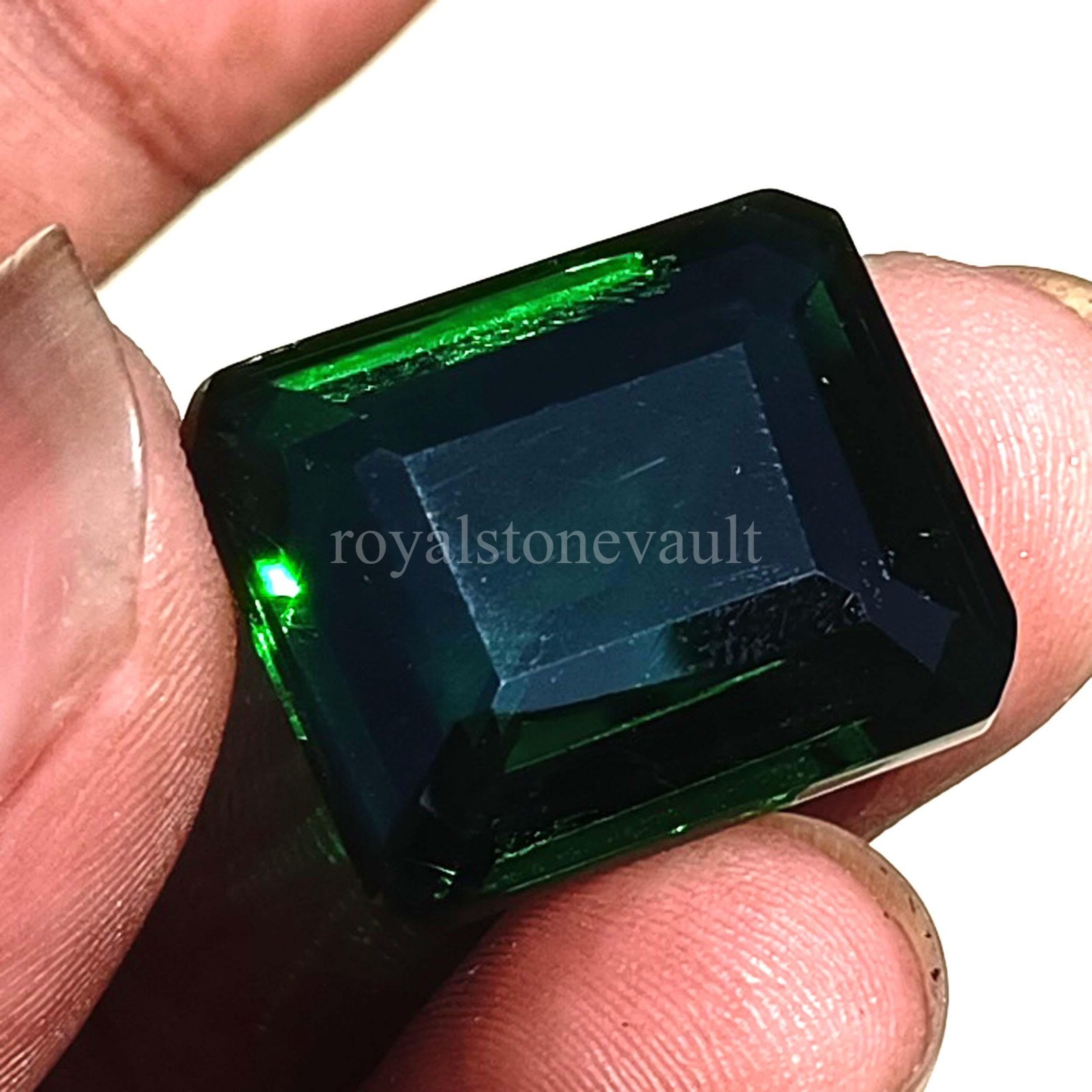 IGL Certified Emerald Shape 27.90 Ct Natural Green Emerald Loose Gemstone 5ISR