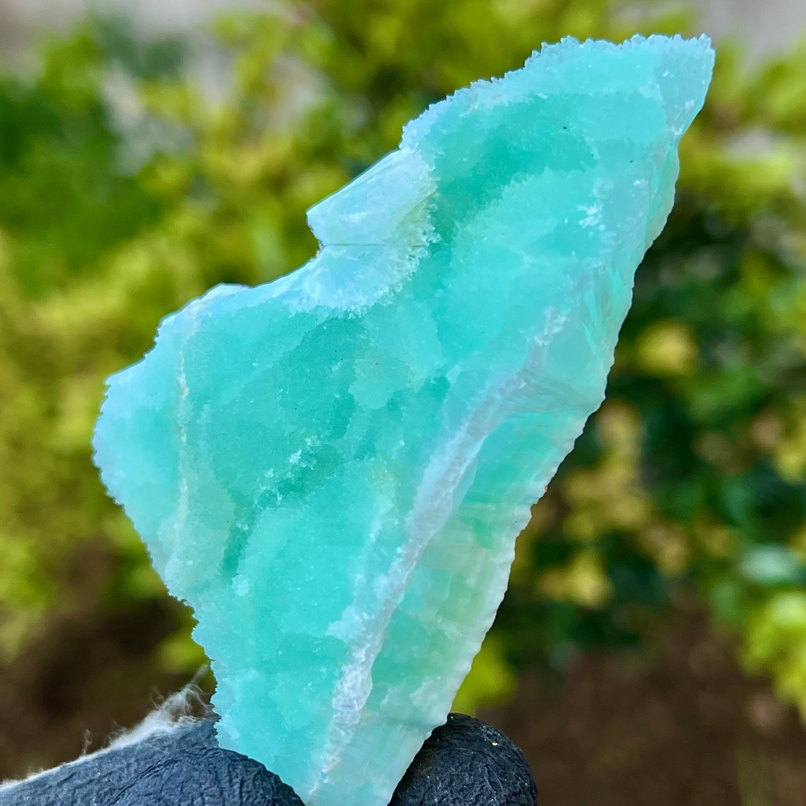 104g Natural beautiful blue texture stone mineral sample quartz crystal