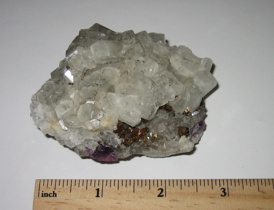3″ CALCITE CRYSTAL CLUSTER W/ FLUORITE CHALCOPYRITE FROM CT, USA ~ 202.3grams *A