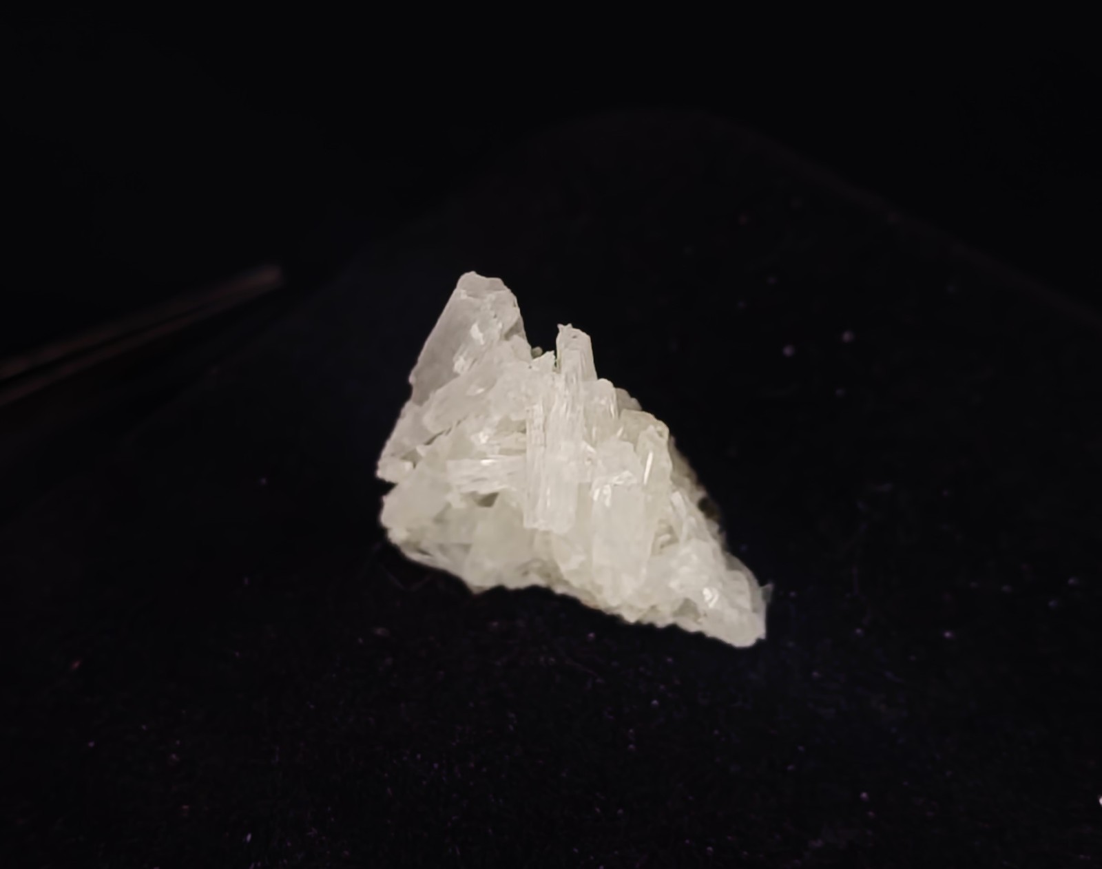 Natural Scolecite Spray Crystal Cluster Zeolite Specimen