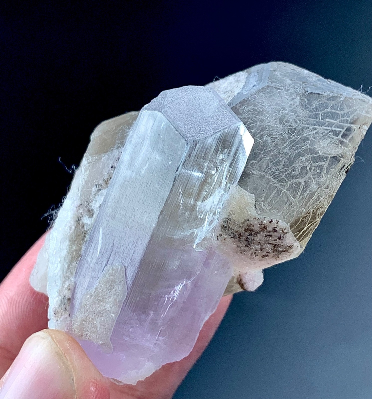 338 Cts Natural Kunzite Crystal Combine With Quartz specimen from Afghanistan
