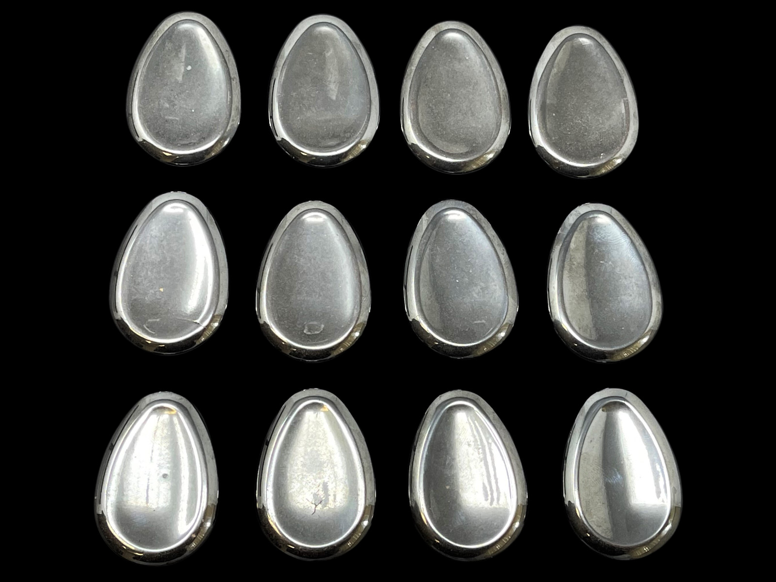 Hematite Worry Stone (Hematite Palm Stone, Smooth Hematite Crystal Pocket Stone)