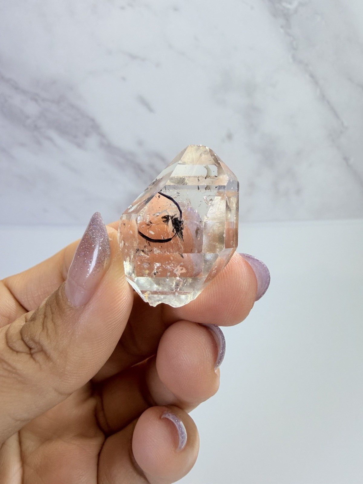 High Luster Enhydro Quartz w/ Moving Bubble &/or Carbon/Black Inclusions,A515