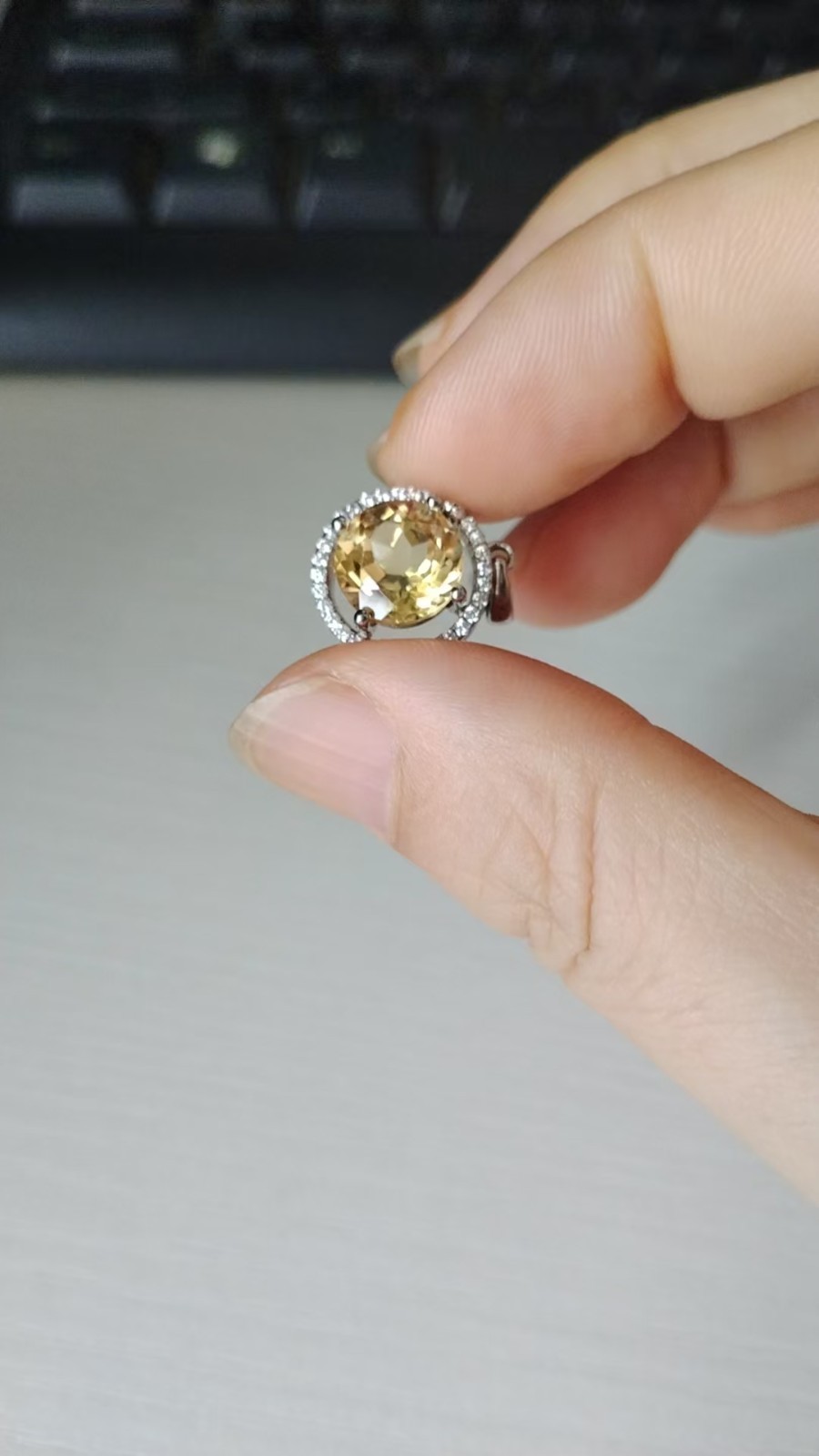 Natural and Exquisite yellow Citrine Pendant Mother’s Day Gift