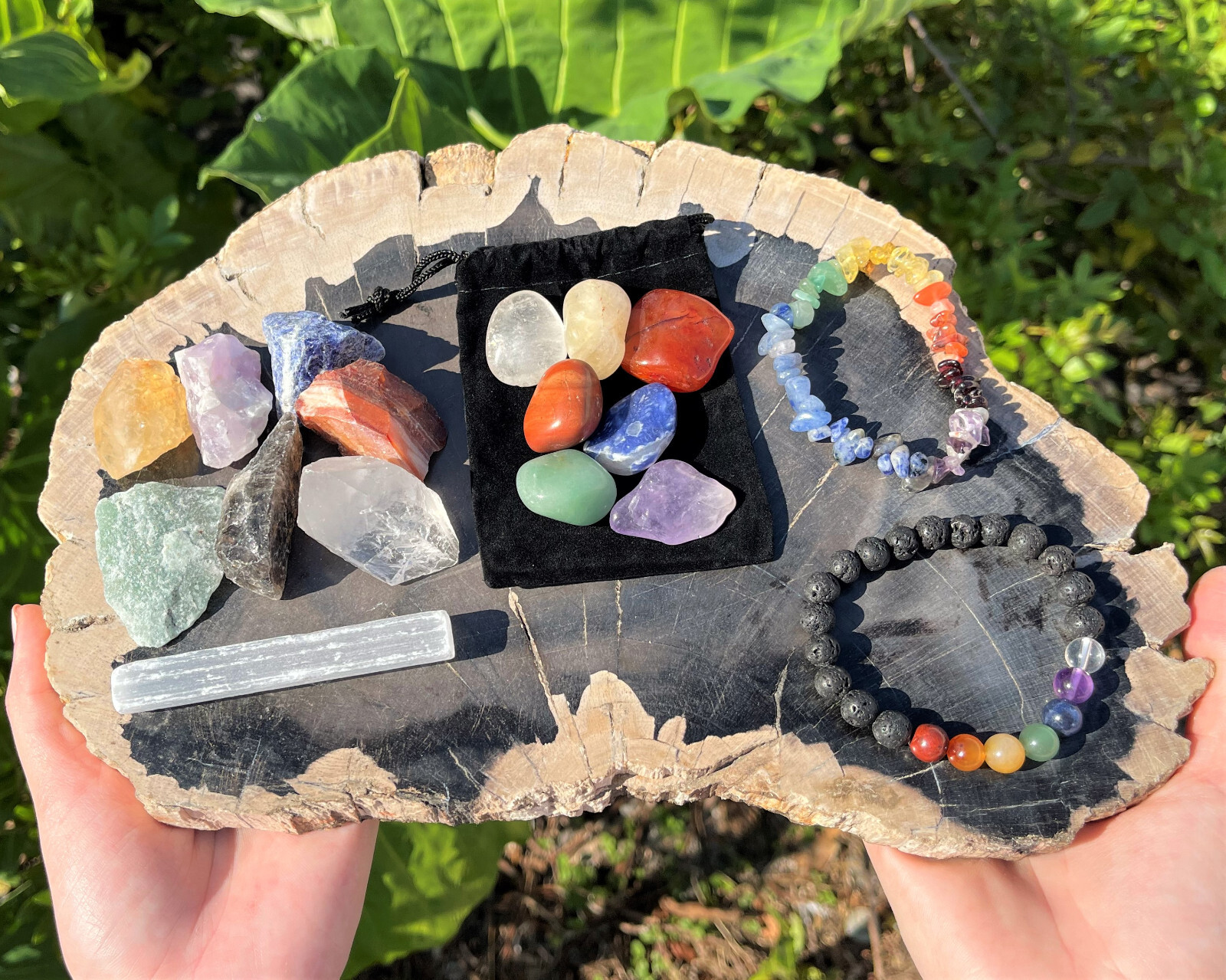 7 Chakra Crystal Box – Chakra Chip Bracleet, Lava Bracelet, Tumble & Rough Kits