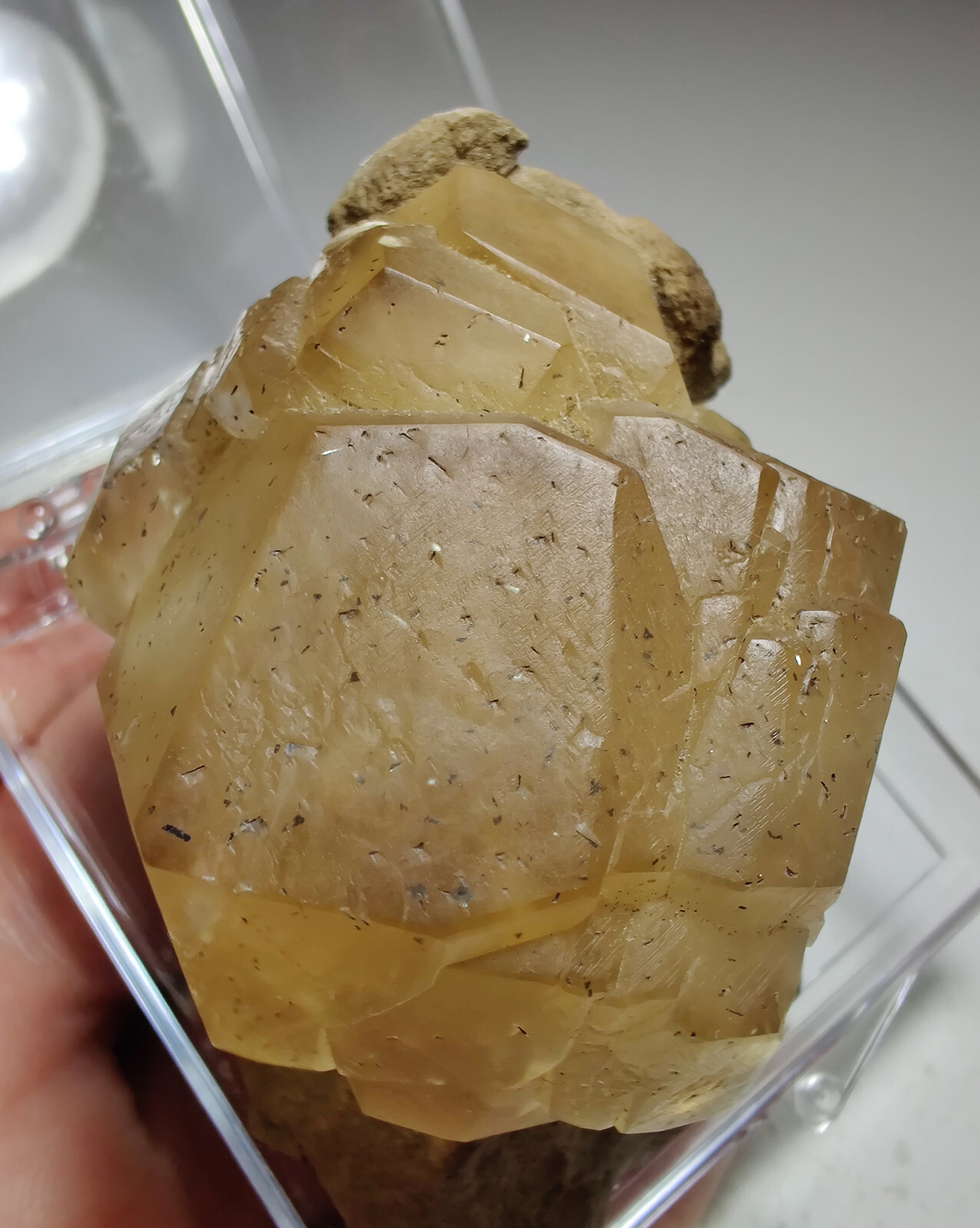 Excellent Berry Calcite crystals large, UV. Berry Quarry, Indiana. 170 grams.