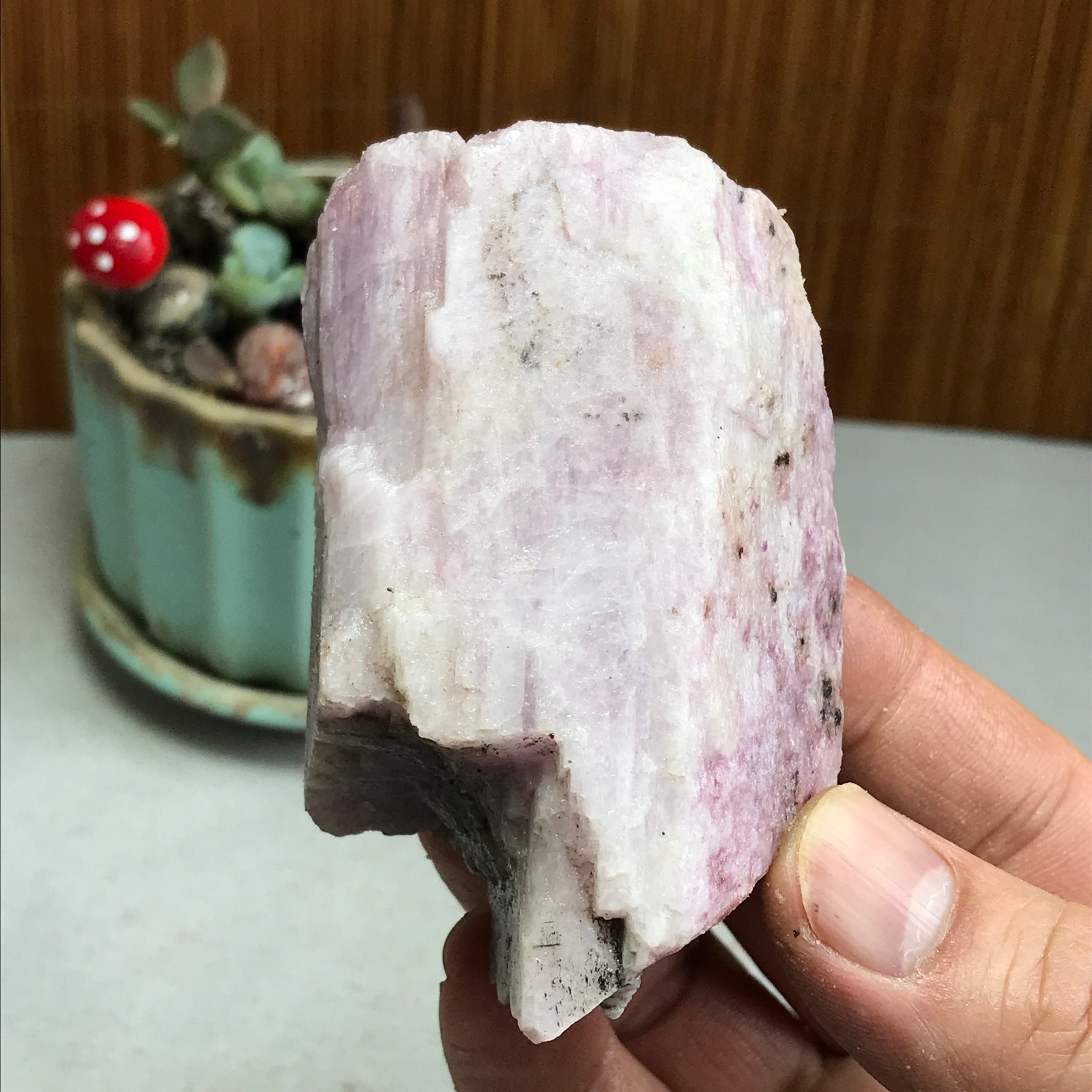 80-52-37mm NATURAL ROUGH KUNZITE PINK SPODUMENE CRYSTALS 254g A4608