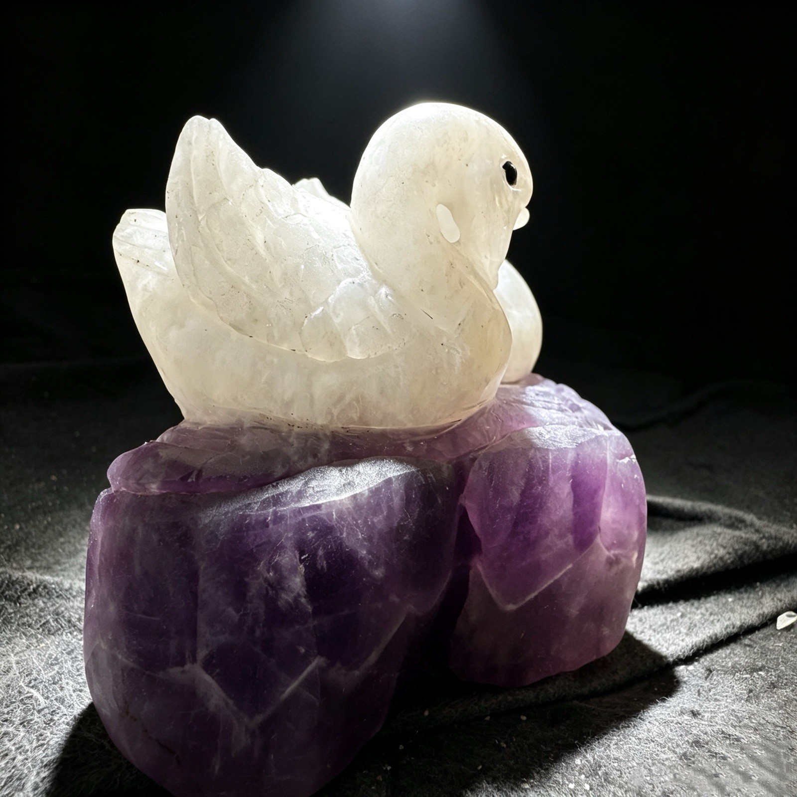 441gTwin Swan Amethyst Sculpture: Soulmate Talisman Carved from Peaceful Stone