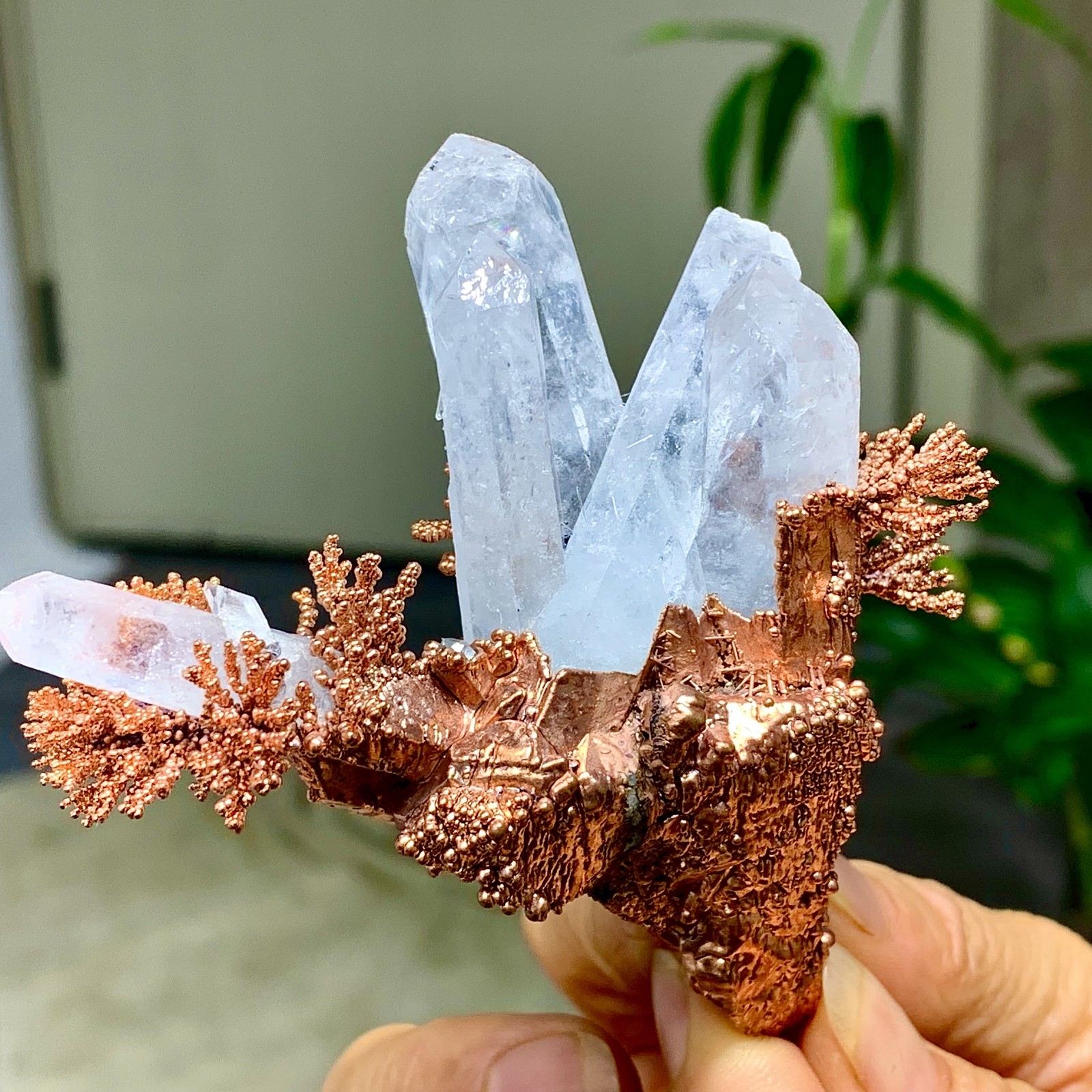 102G Rare!! iridescent Native Copper with white quartz crystal mineral-symbiosis
