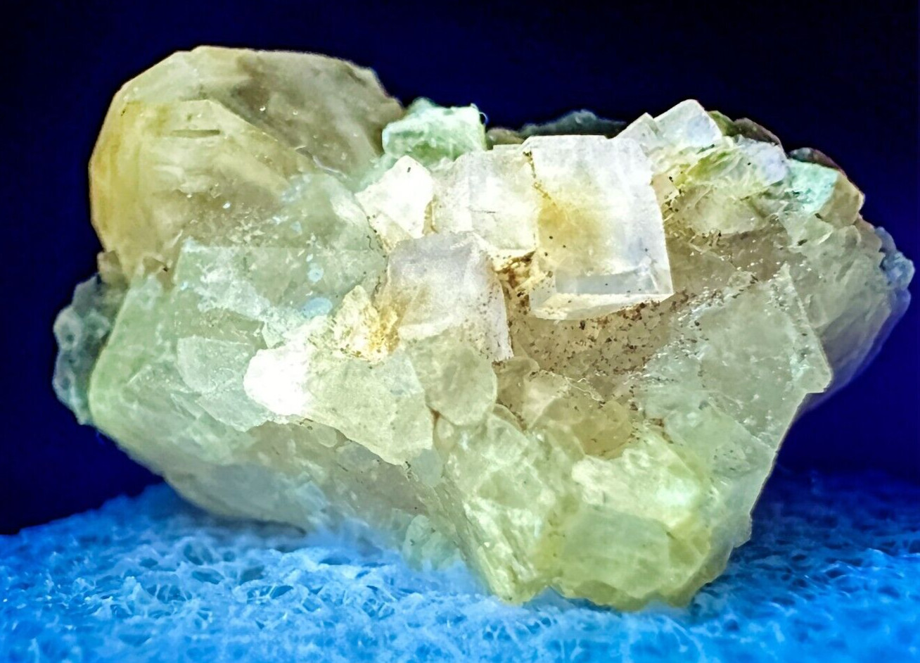 ➤ 1-1/8″ CALCITE & FLUORITE CRYSTAL CLUSTER – Norristown Indiana VIDEO➤669