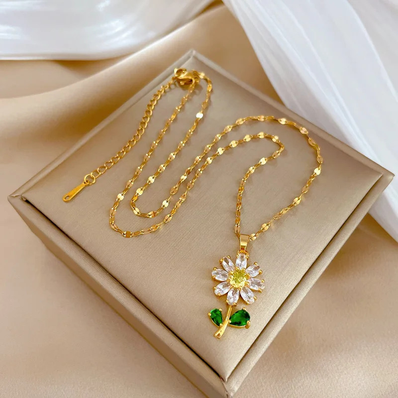 Women’s Fashion Jewelry Gold Cubic Zircon Sunflower Earrings Necklace Set Reiki