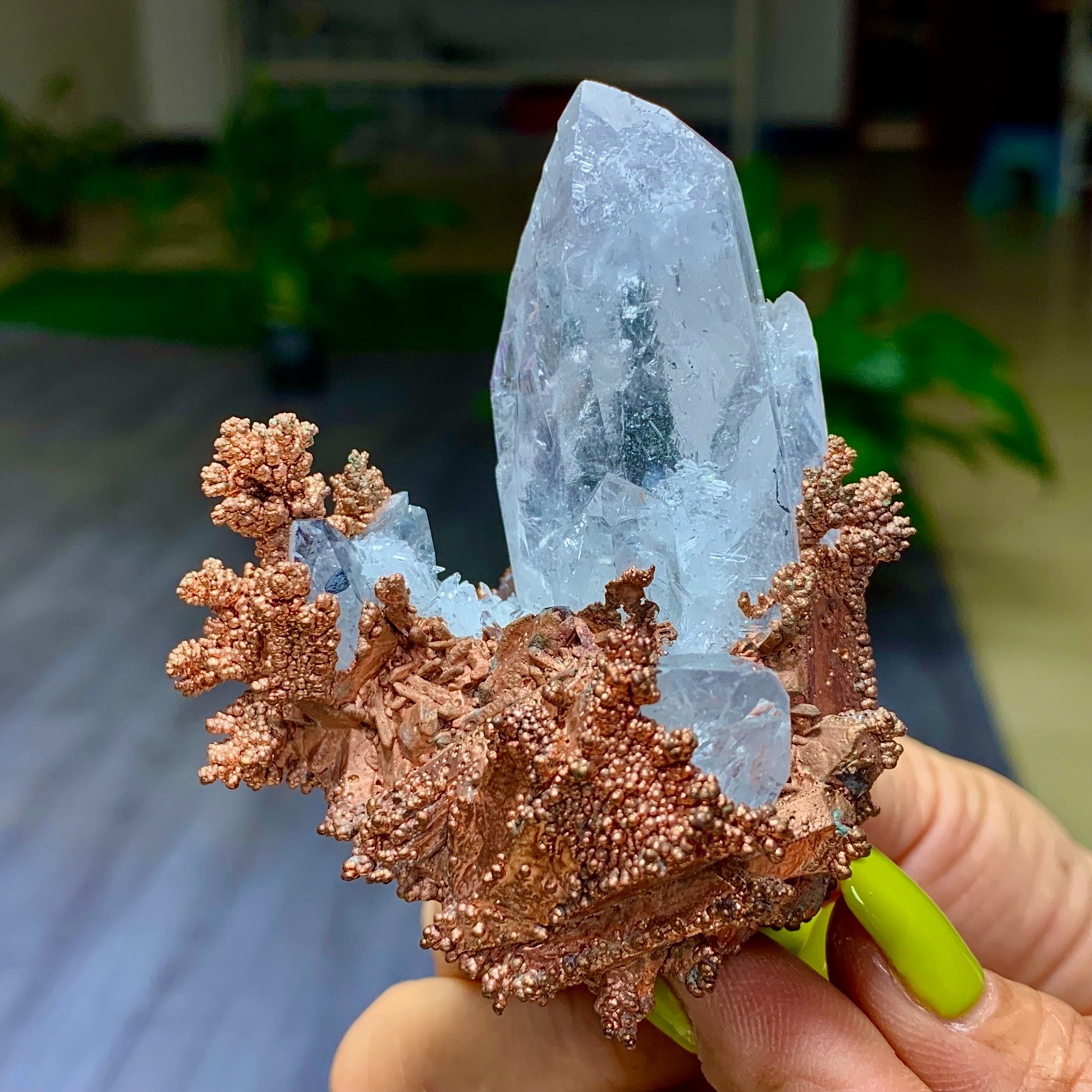 148G Rare iridescent Native Copper with white quartz crystal mineral-symbiosis
