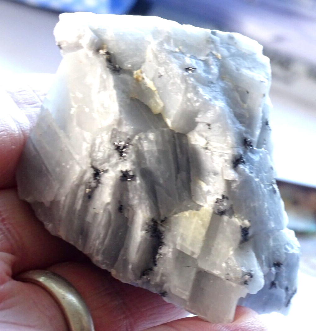 NATURAL BLUE CALCITE & GRAPHITE SPRAYS – 7.5 x 5.0 cms 120 gms – PEACE #B