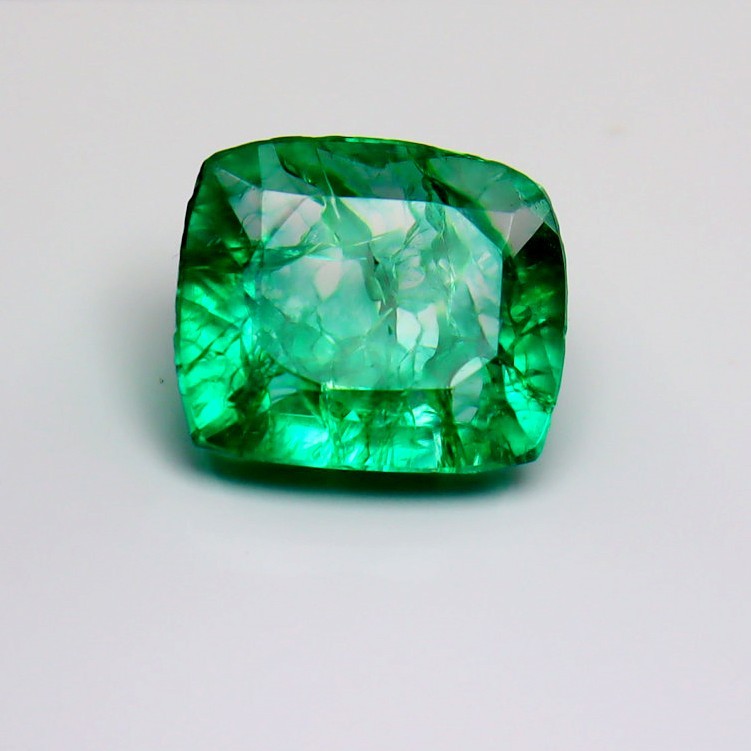 Natural Green Emerald 9.90 Ct Cushion Cut Certified Colombian Loose Gemstone