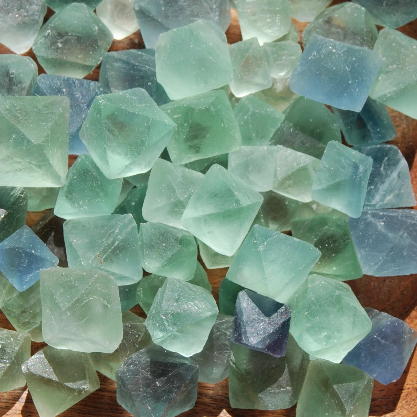 6pcs Raw Fluorite Octahedron Crystals, Small