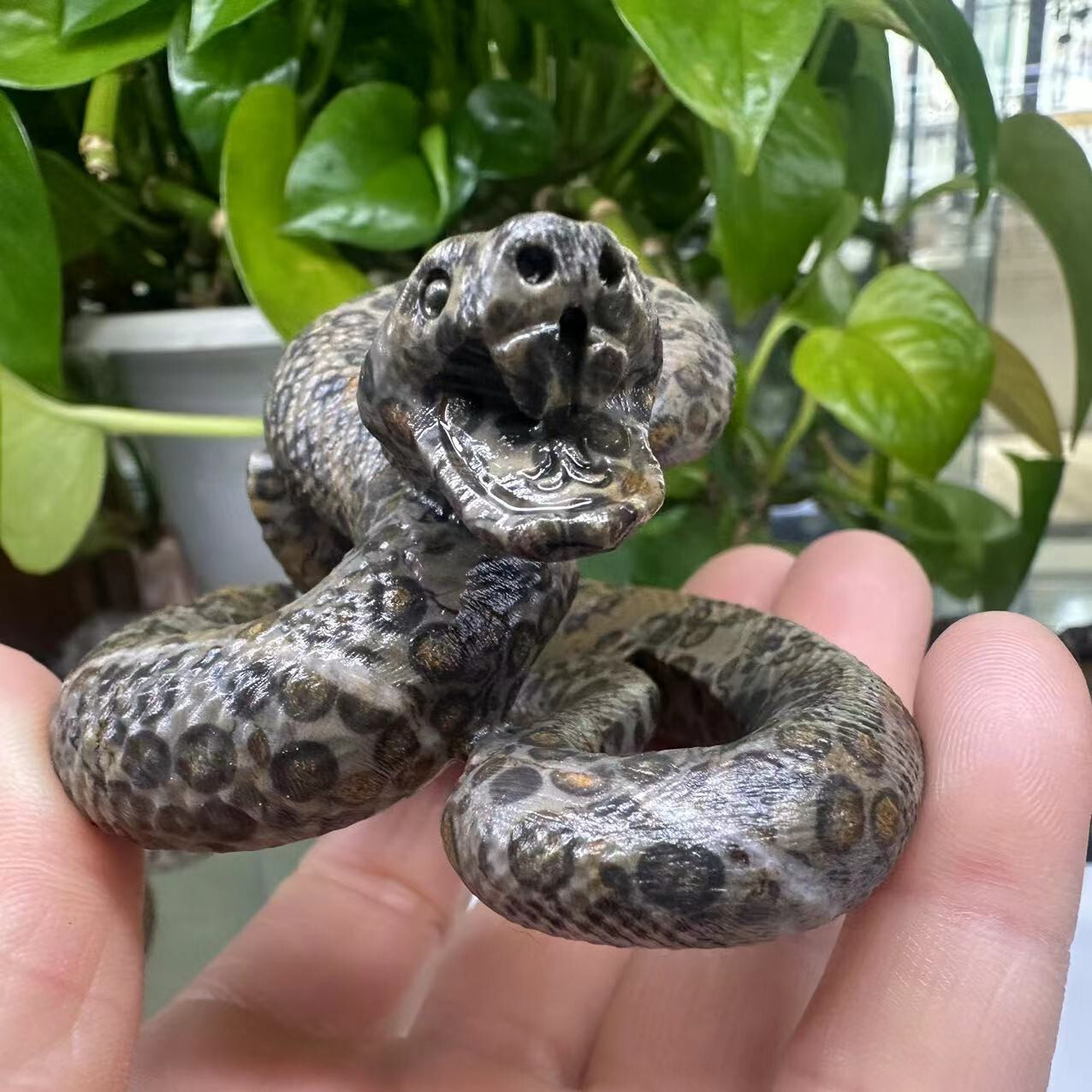 1pc Natural Quartz hand carved snake Crystal reiki healing decor gift